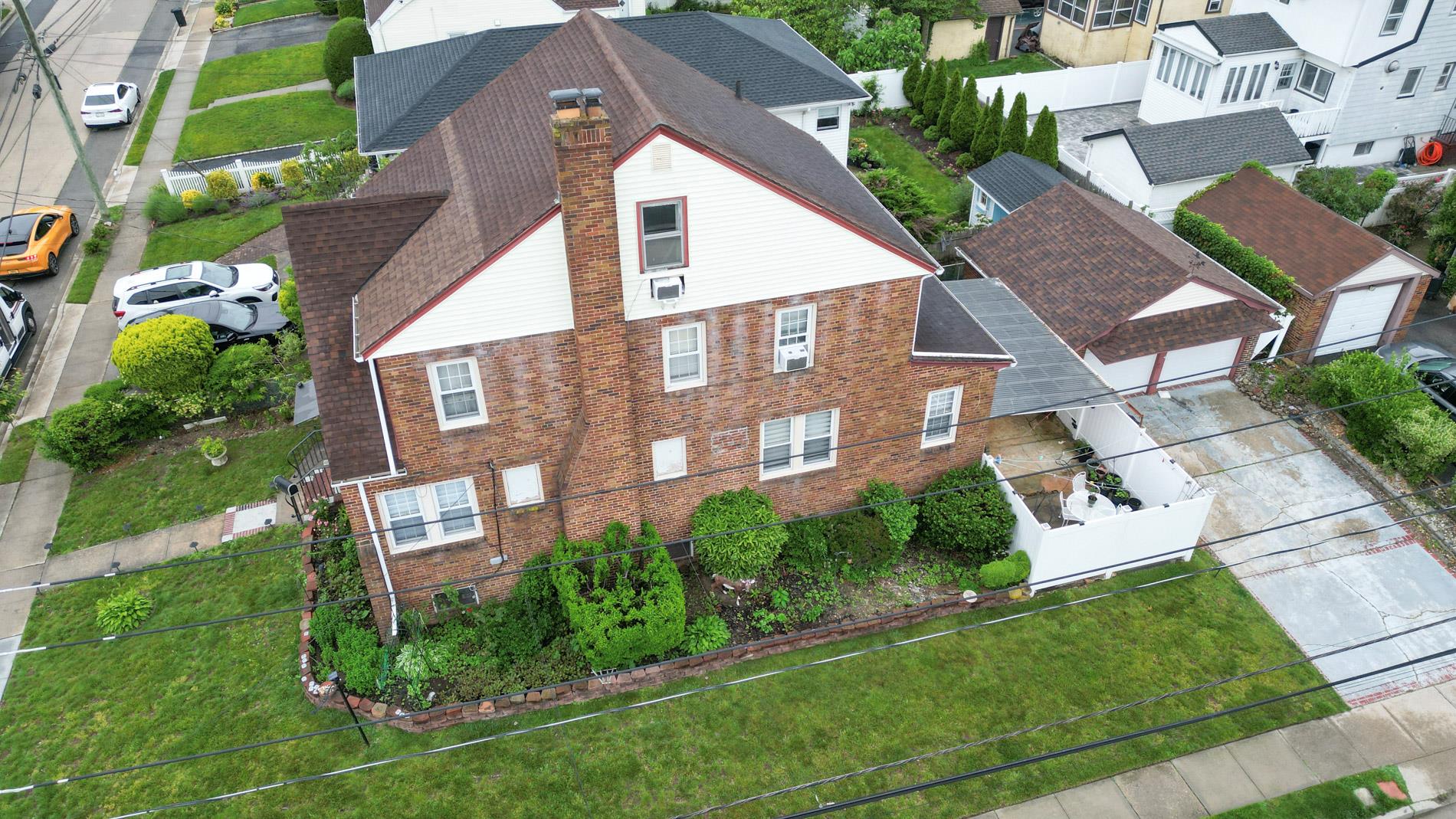 #3 photo, 165 Page Rd Road, Valley Stream , NY 11581