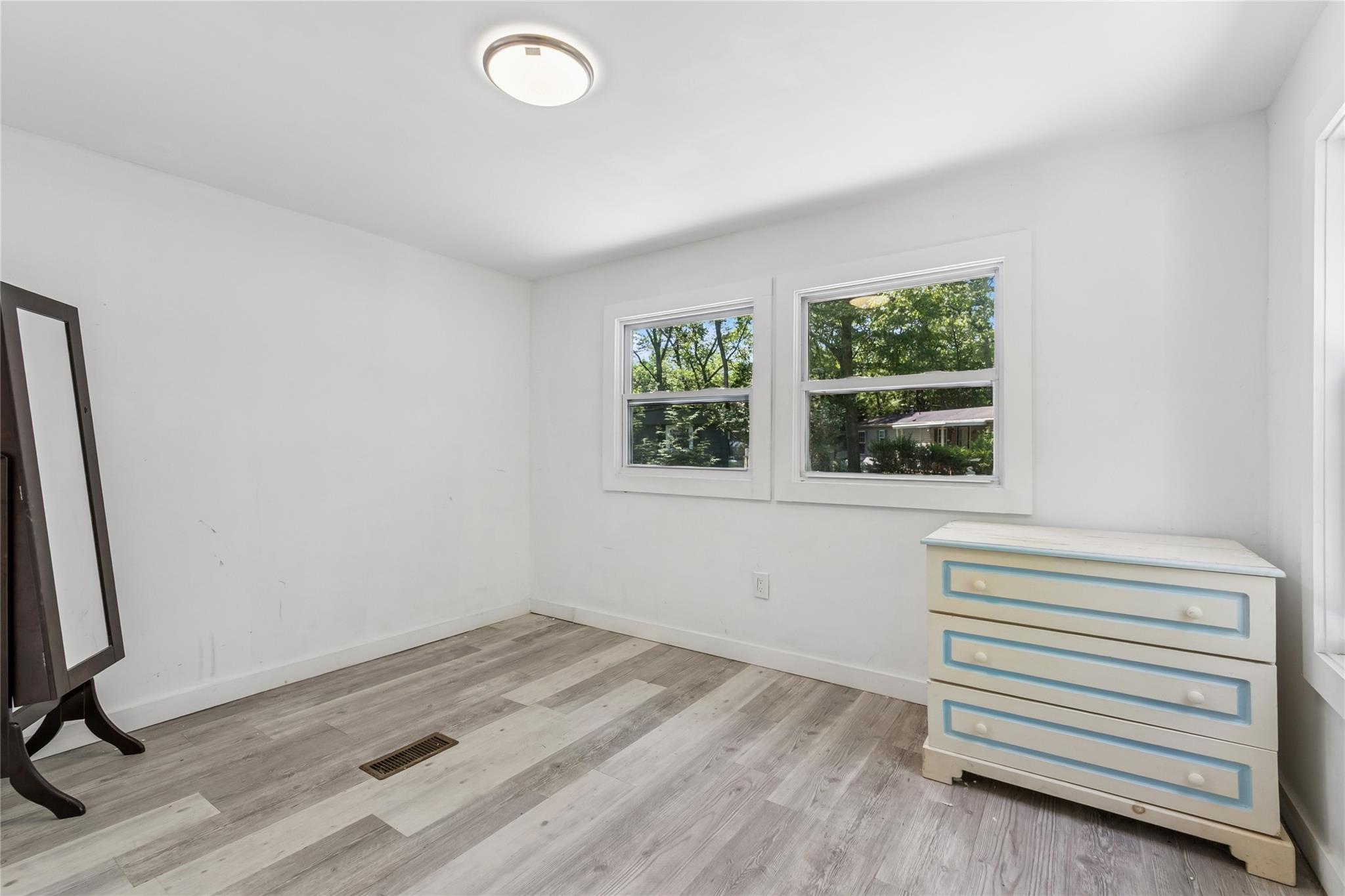 #12 photo, 1538 Speonk Riverhead Road Road, サフォーク郡 Speonk , NY 11972