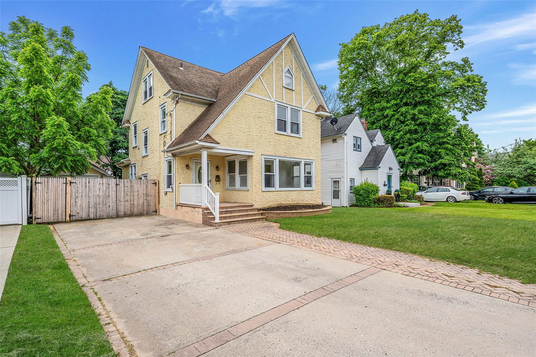 #1 photo, 71 Lincoln Place, Freeport , NY 11520