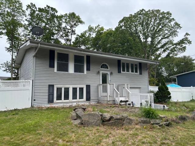 #1 photo, 38 Arrowhead Lane, سوفولك East Setauket , NY 11733