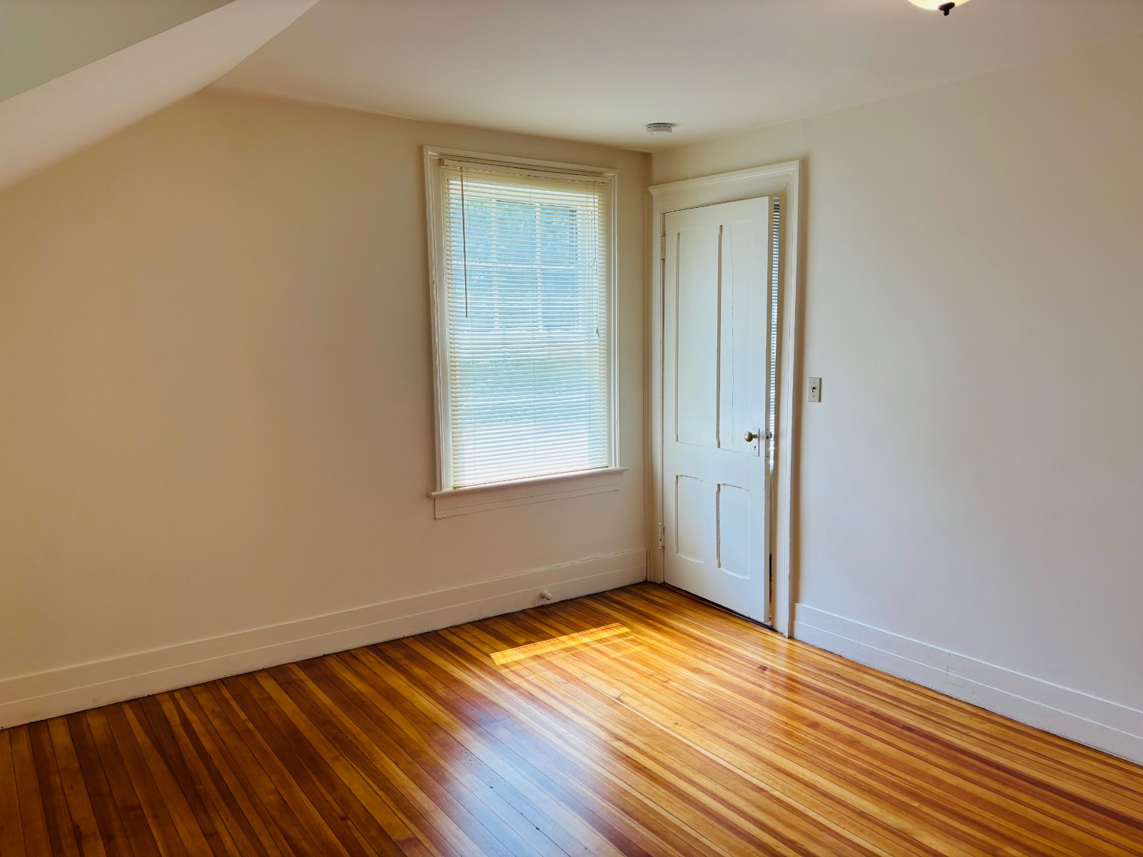 #12 photo, 0 Wheatley rd, ナッソー郡 Old Westbury , NY 11568