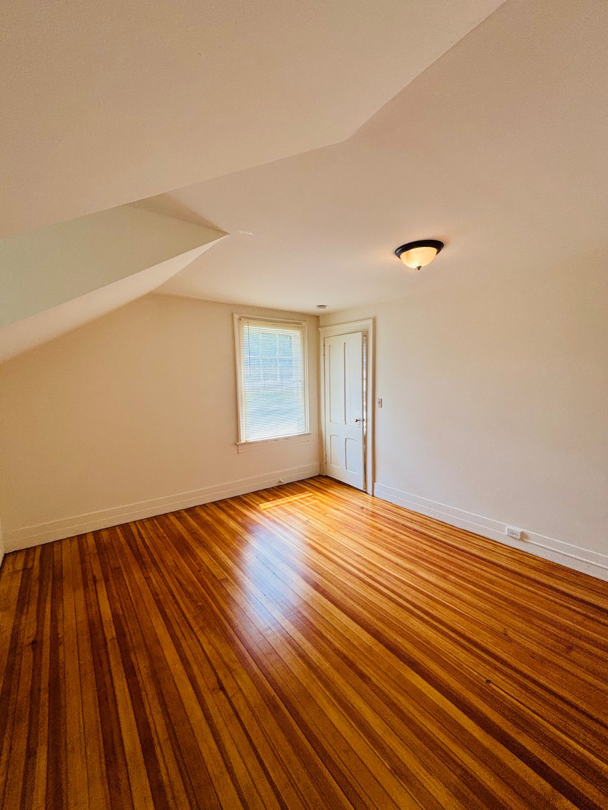 #18 photo, 0 Wheatley rd, ナッソー郡 Old Westbury , NY 11568