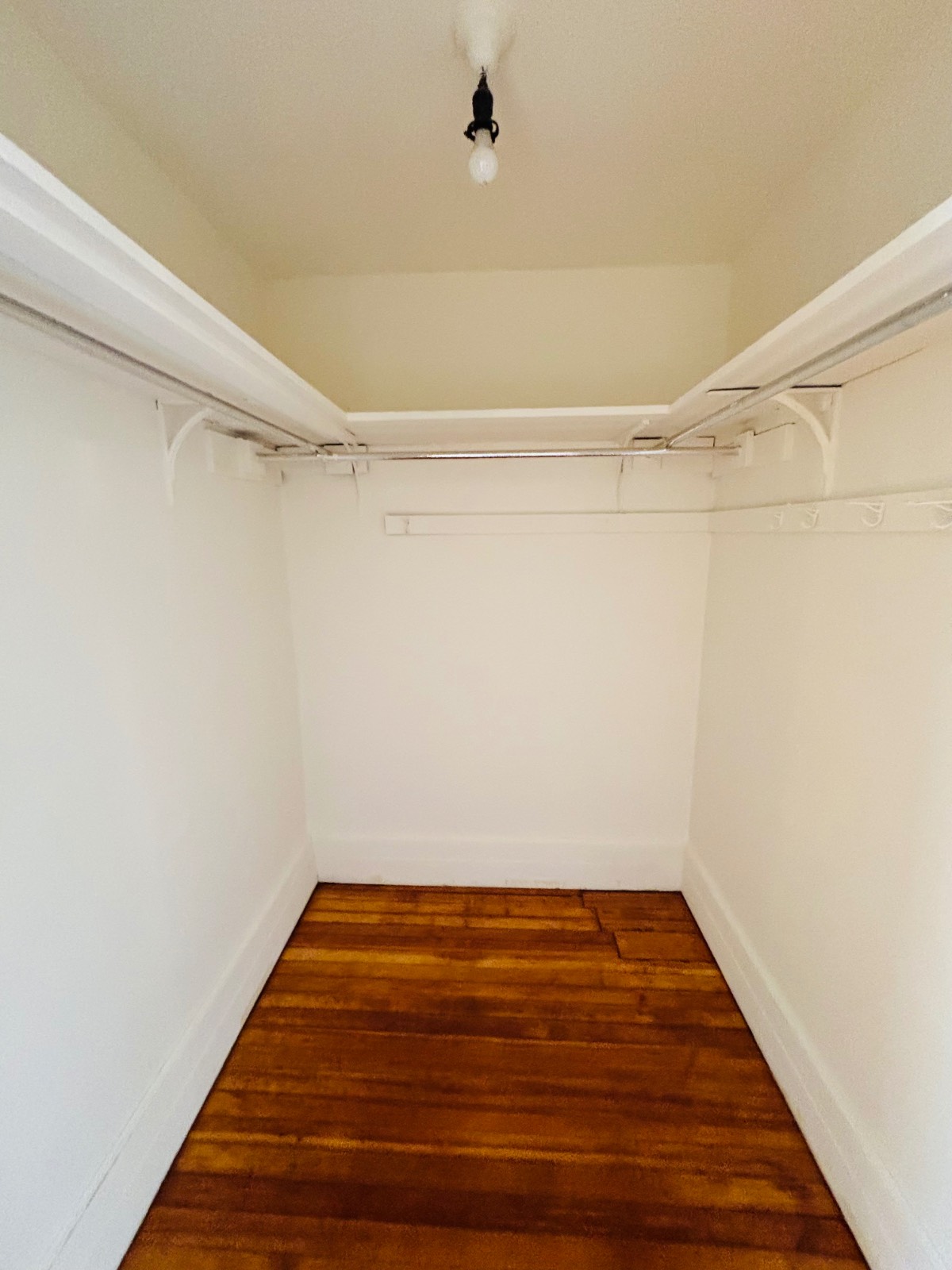 #20 photo, 0 Wheatley rd, ナッソー郡 Old Westbury , NY 11568