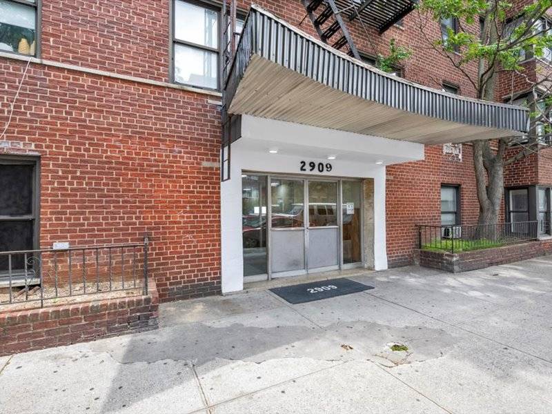 #10 photo, 2909  Ocean Avenue, #2J, ブルックリン区 Sheepshead Bay , NY 11235