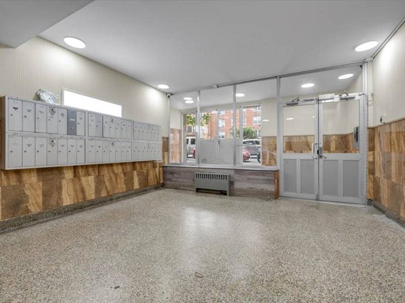 #11 photo, 2909  Ocean Avenue, #2J, ブルックリン区 Sheepshead Bay , NY 11235