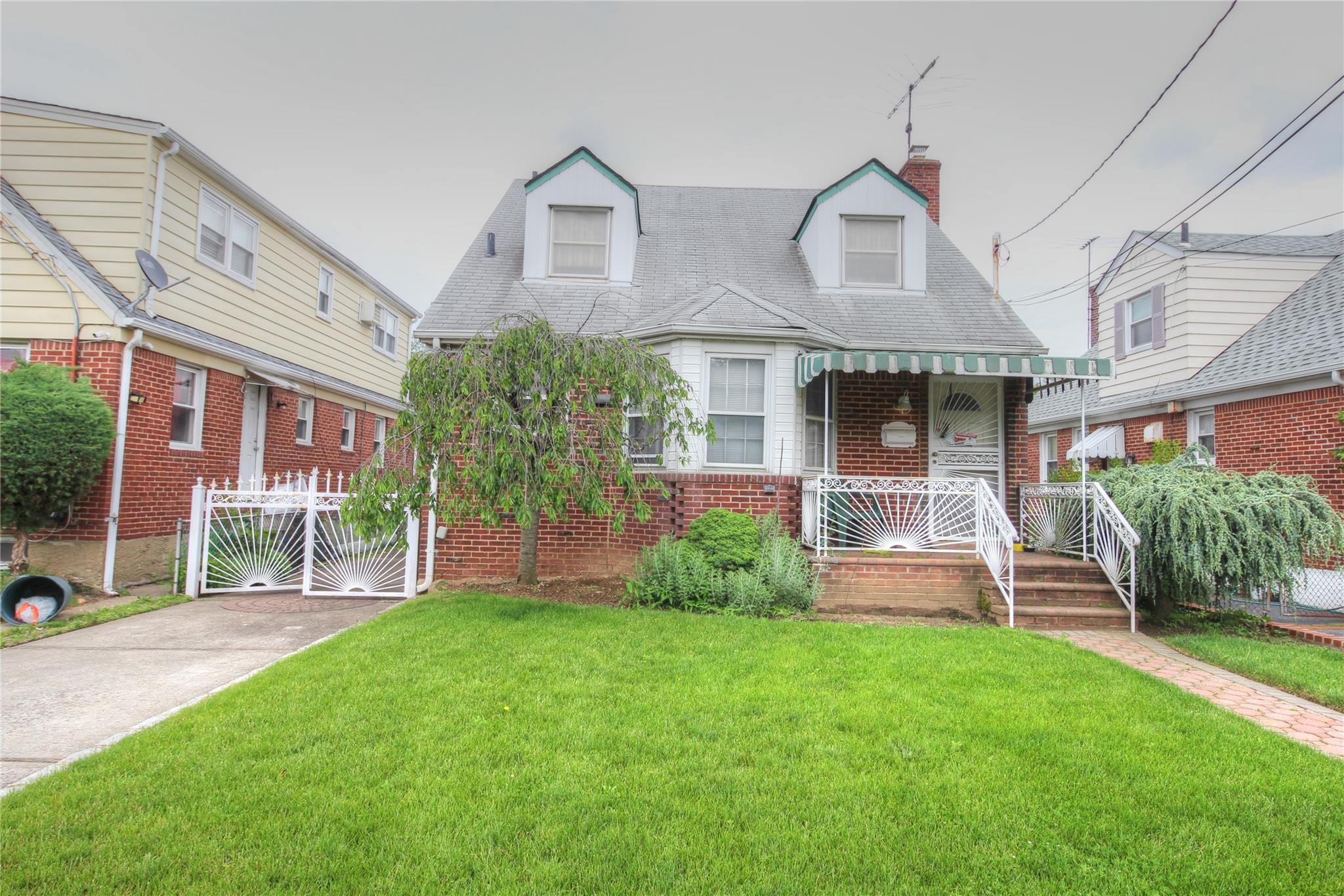 #1 photo, 115-31 237th Street, Elmont , NY 11003