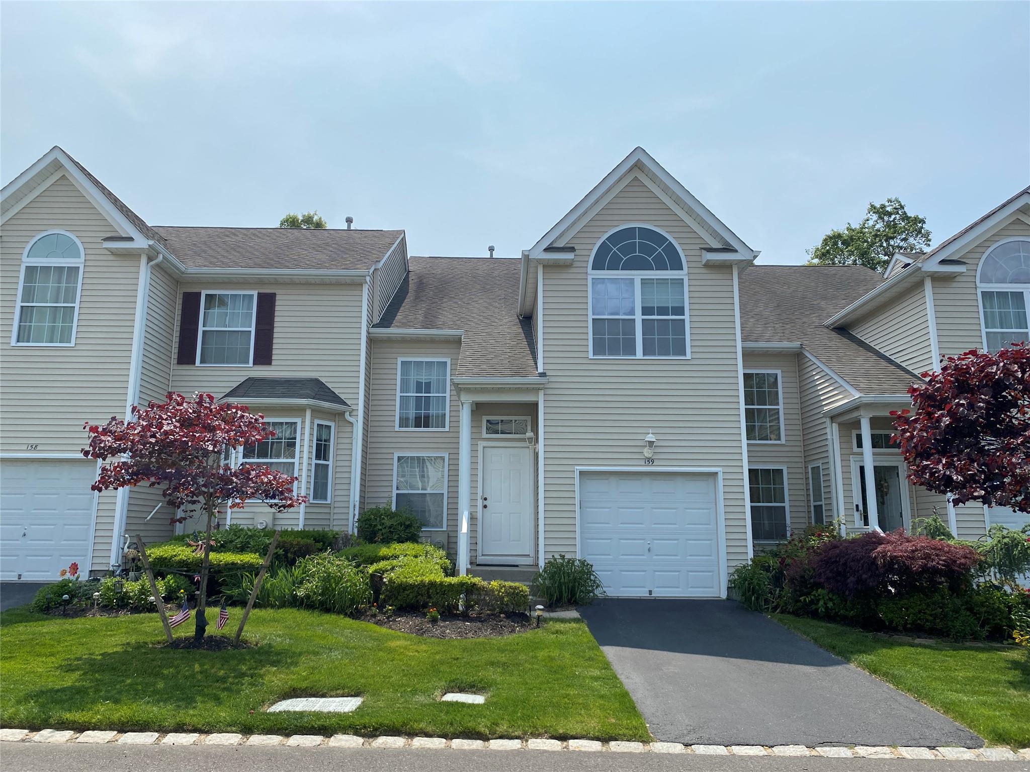 #1 photo, 159 Kettles Lane, Medford , NY 11763