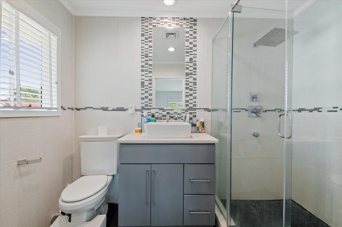 #19 photo, 654 Derby Avenue, ナッソー郡 Woodmere , NY 11598