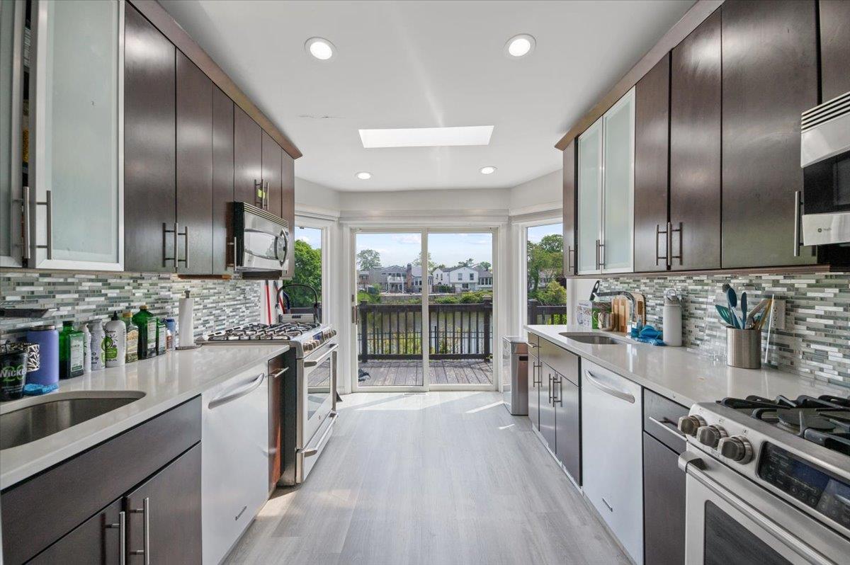 #8 photo, 654 Derby Avenue, ナッソー郡 Woodmere , NY 11598