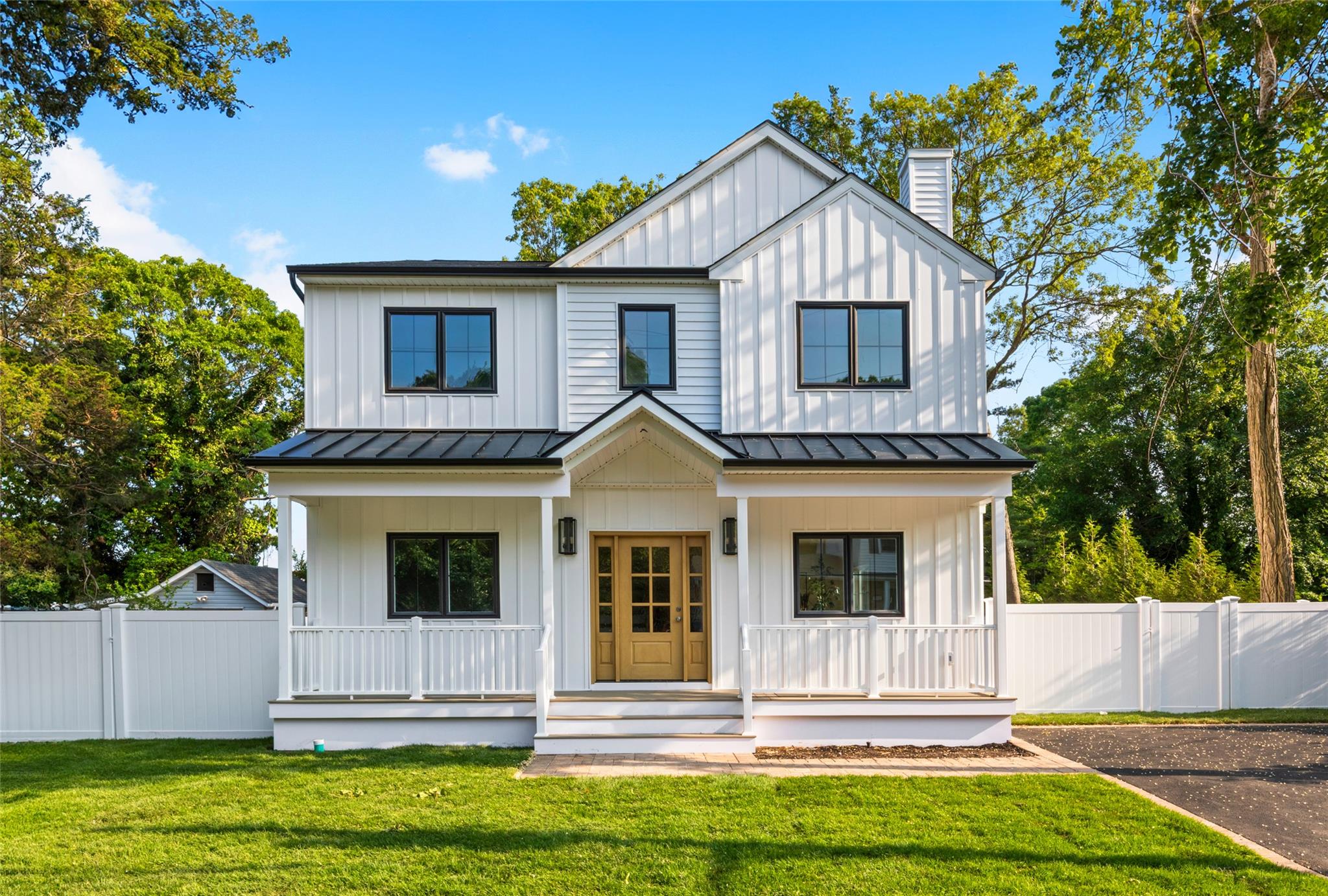 #1 photo, 206 Muriel Street, Holbrook , NY 11741