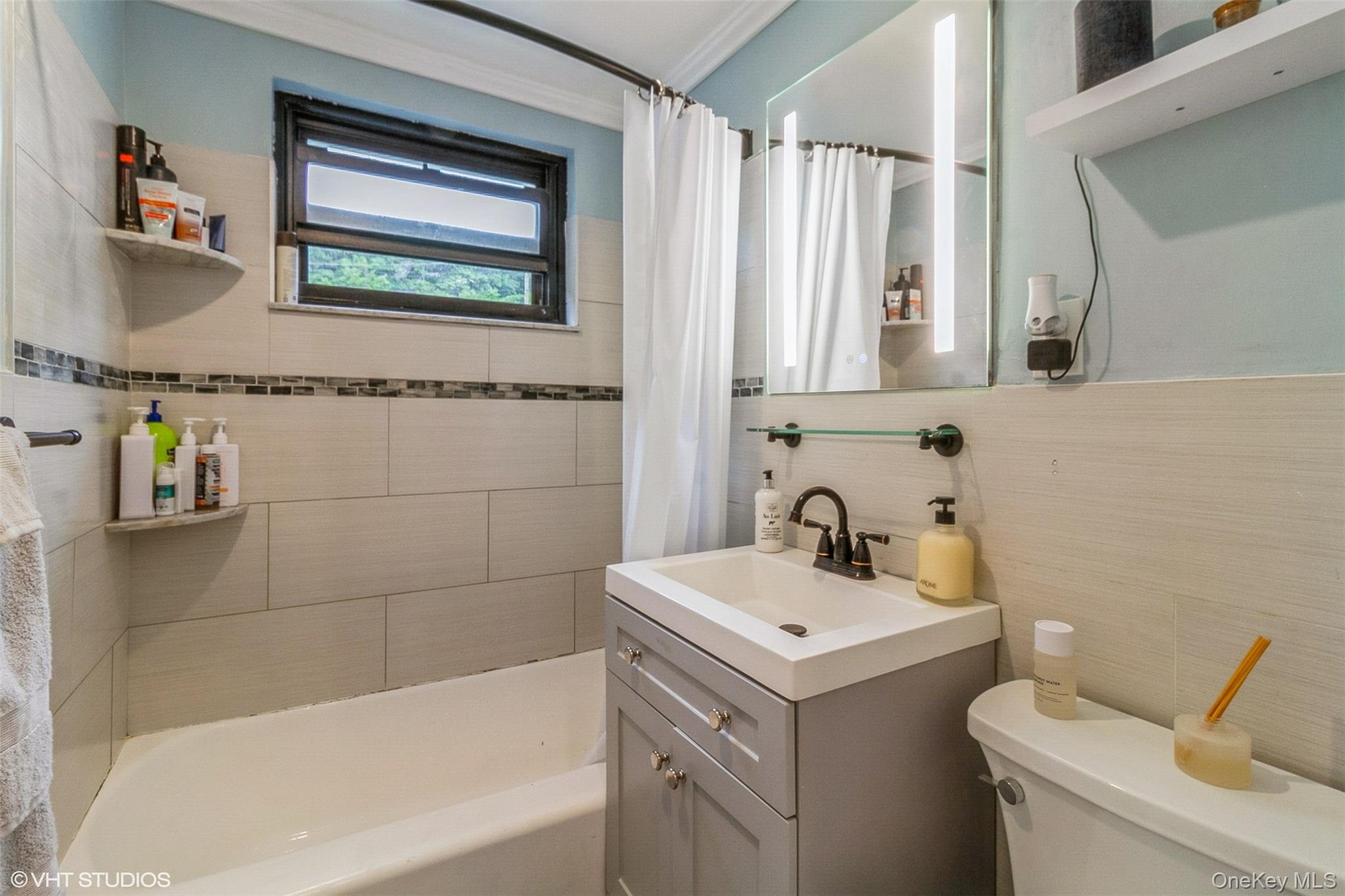 #13 photo, 17 Lawrence Drive, White Plains , NY 10603