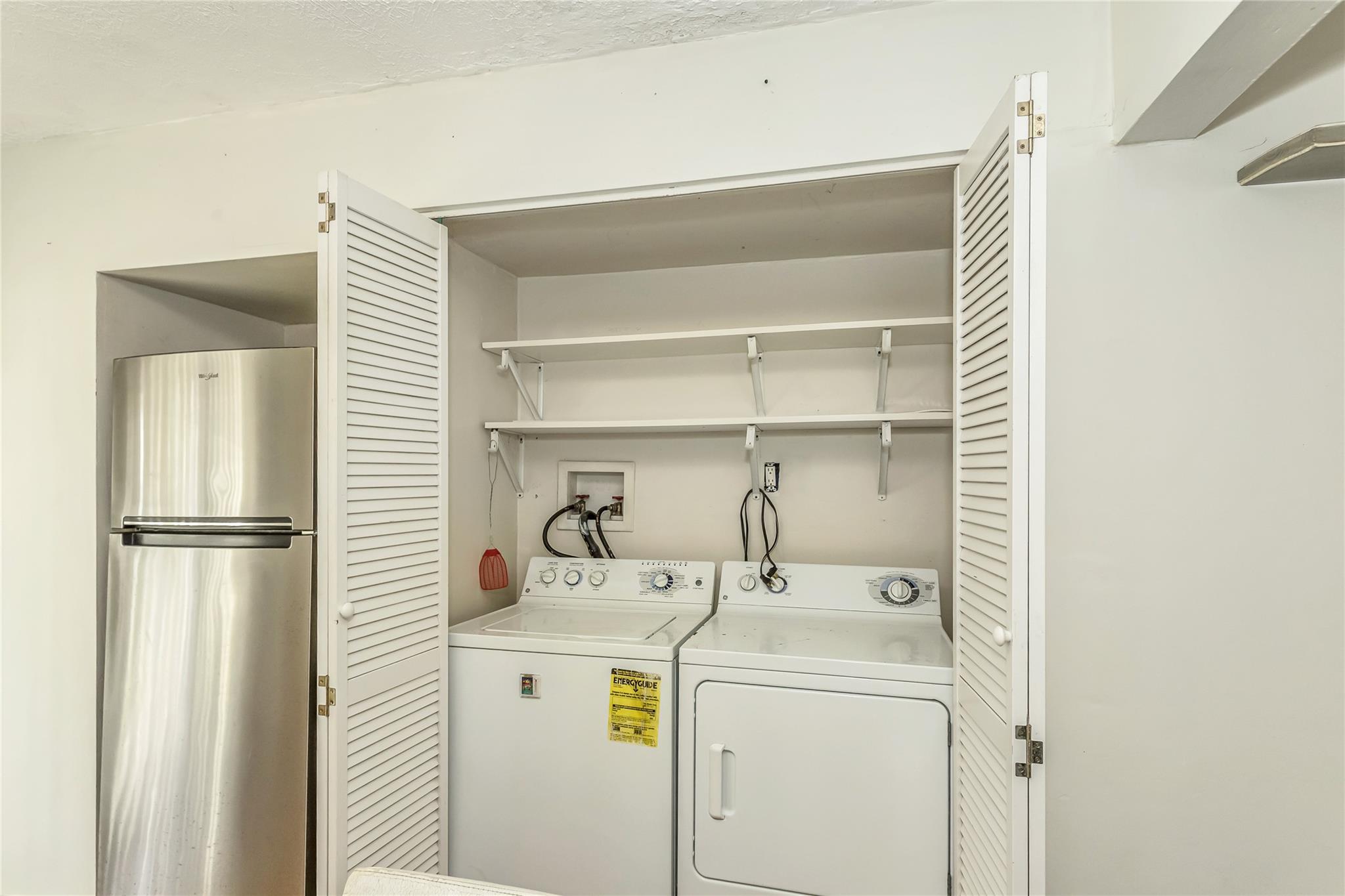 #11 photo, 18 Hilliard Avenue, 東長島 Central Islip , NY 11722