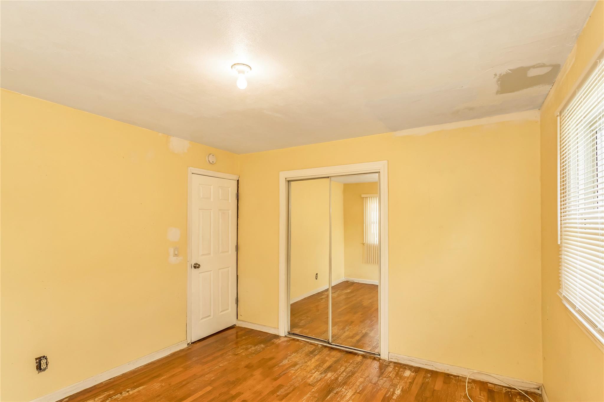 #13 photo, 18 Hilliard Avenue, 東長島 Central Islip , NY 11722