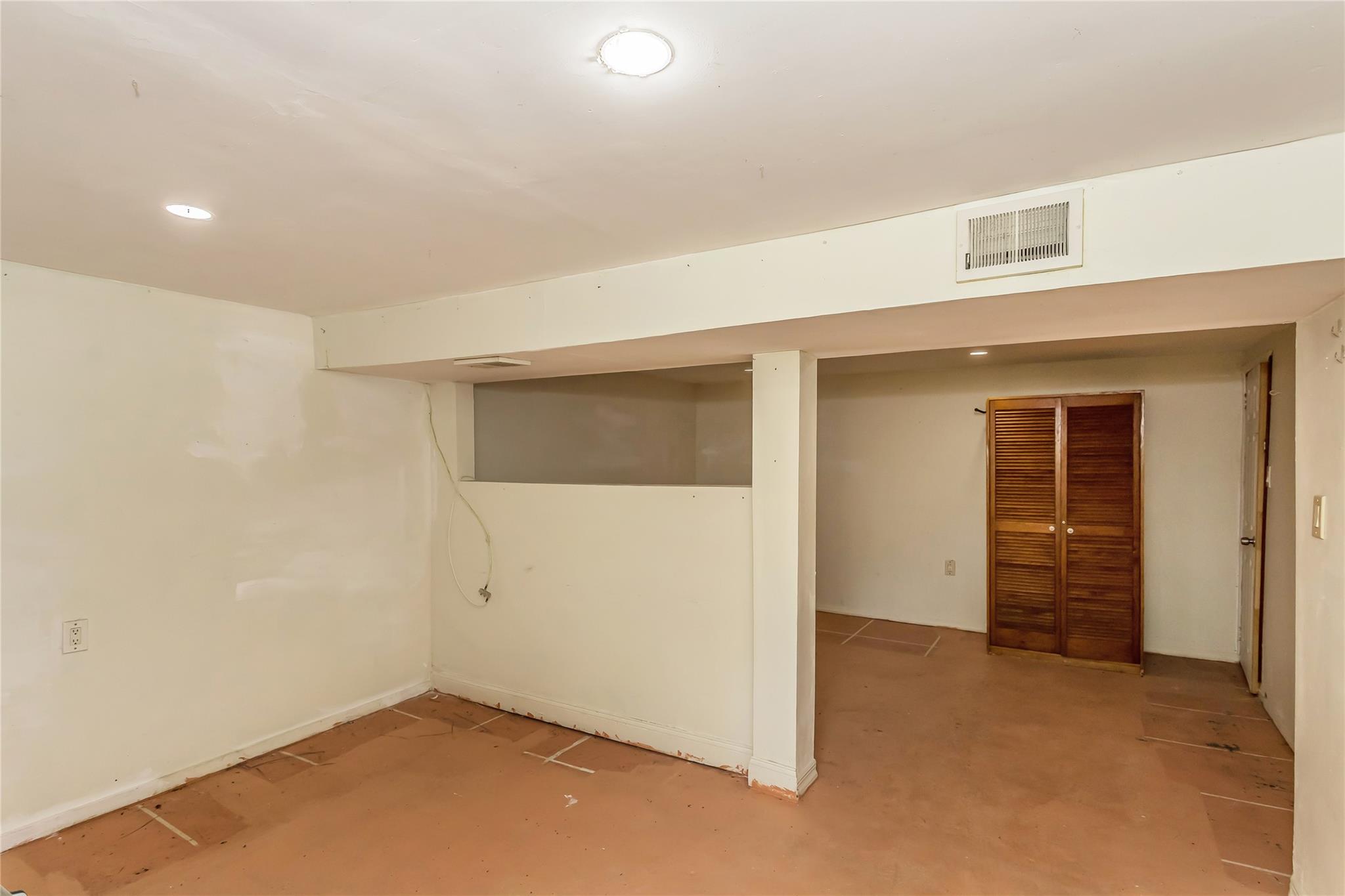 #20 photo, 18 Hilliard Avenue, 東長島 Central Islip , NY 11722