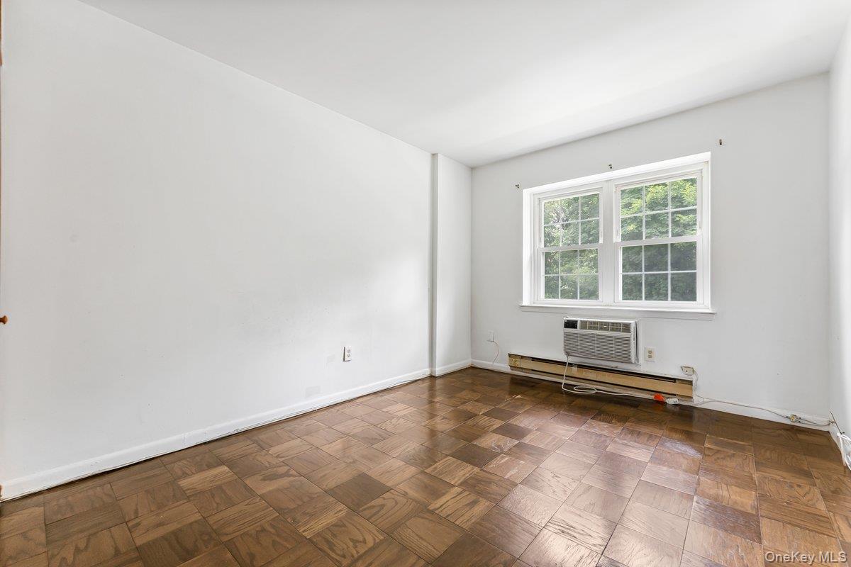 #10 photo, 77 Lorraine Terrace, Mount Vernon , NY 10553