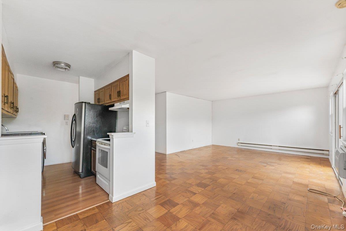 #9 photo, 77 Lorraine Terrace, Mount Vernon , NY 10553