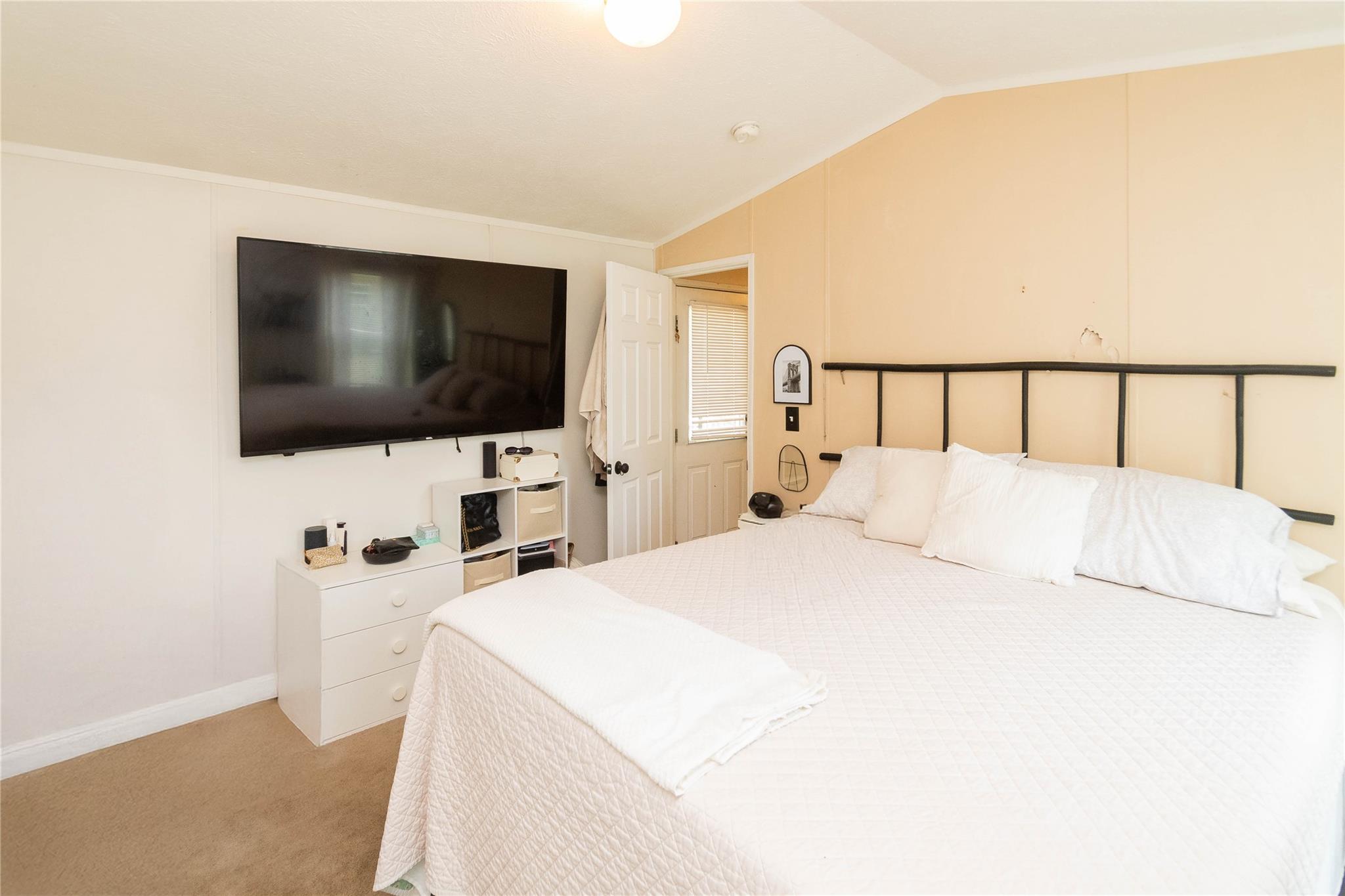 #10 photo, 9 Lily Court, Highland Mills , NY 10930