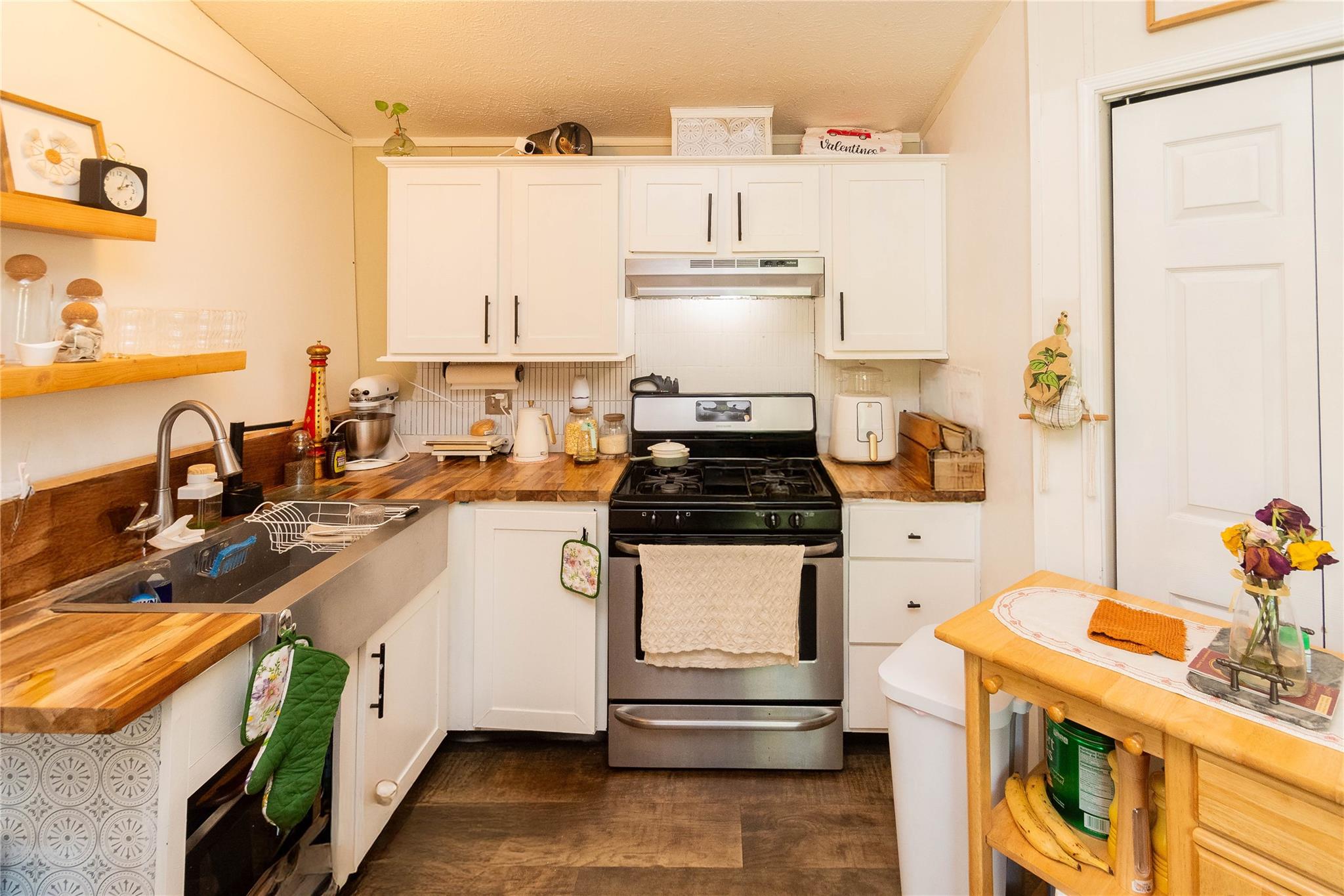 #7 photo, 9 Lily Court, Highland Mills , NY 10930