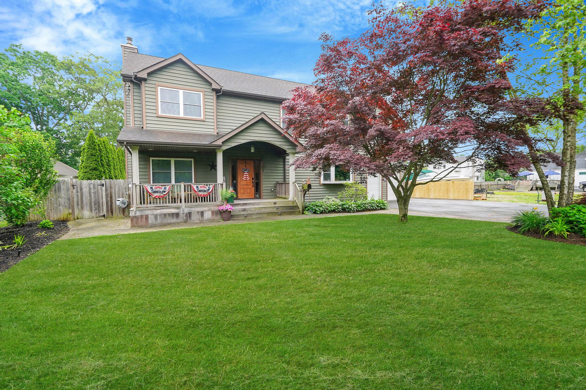 #1 photo, 800 Bay Shore Avenue, 東長島 西艾斯利普 West Islip , NY 11795