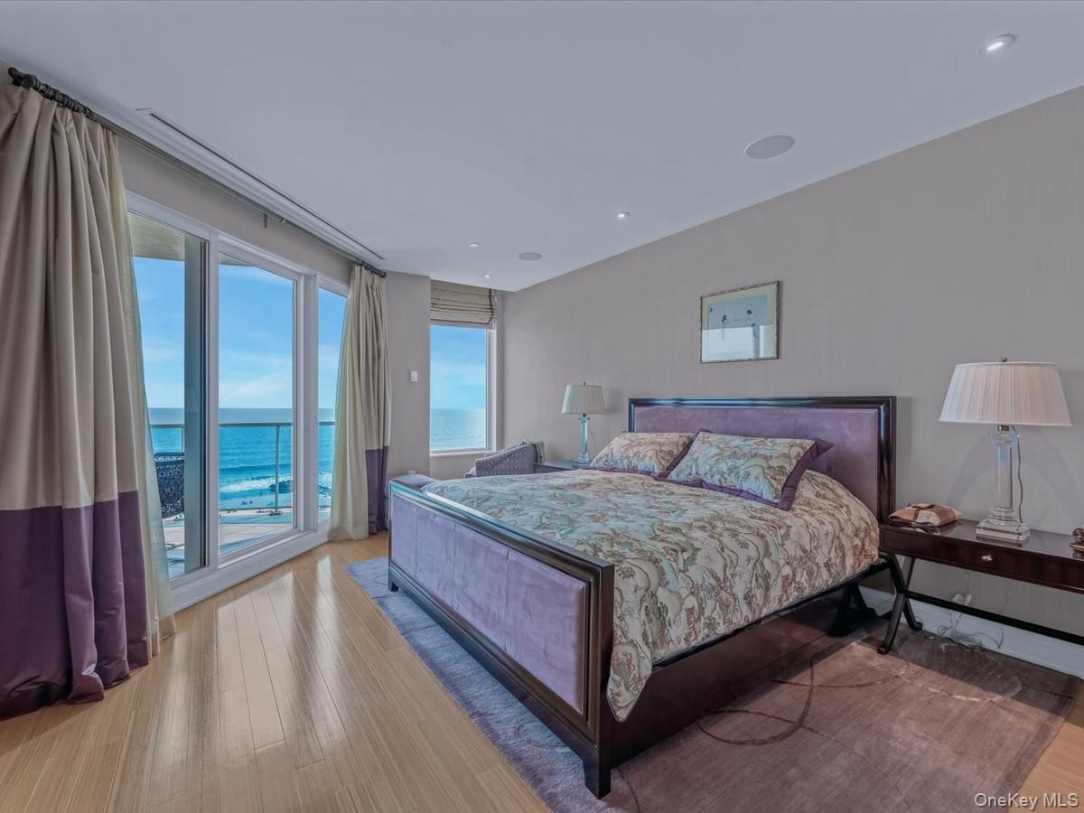 #14 photo, 403 E Boardwalk, ナッソー郡 Long Beach , NY 11561