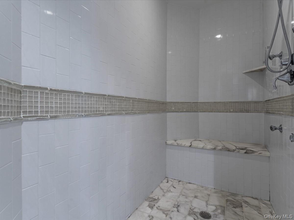 #17 photo, 403 E Boardwalk, ナッソー郡 Long Beach , NY 11561