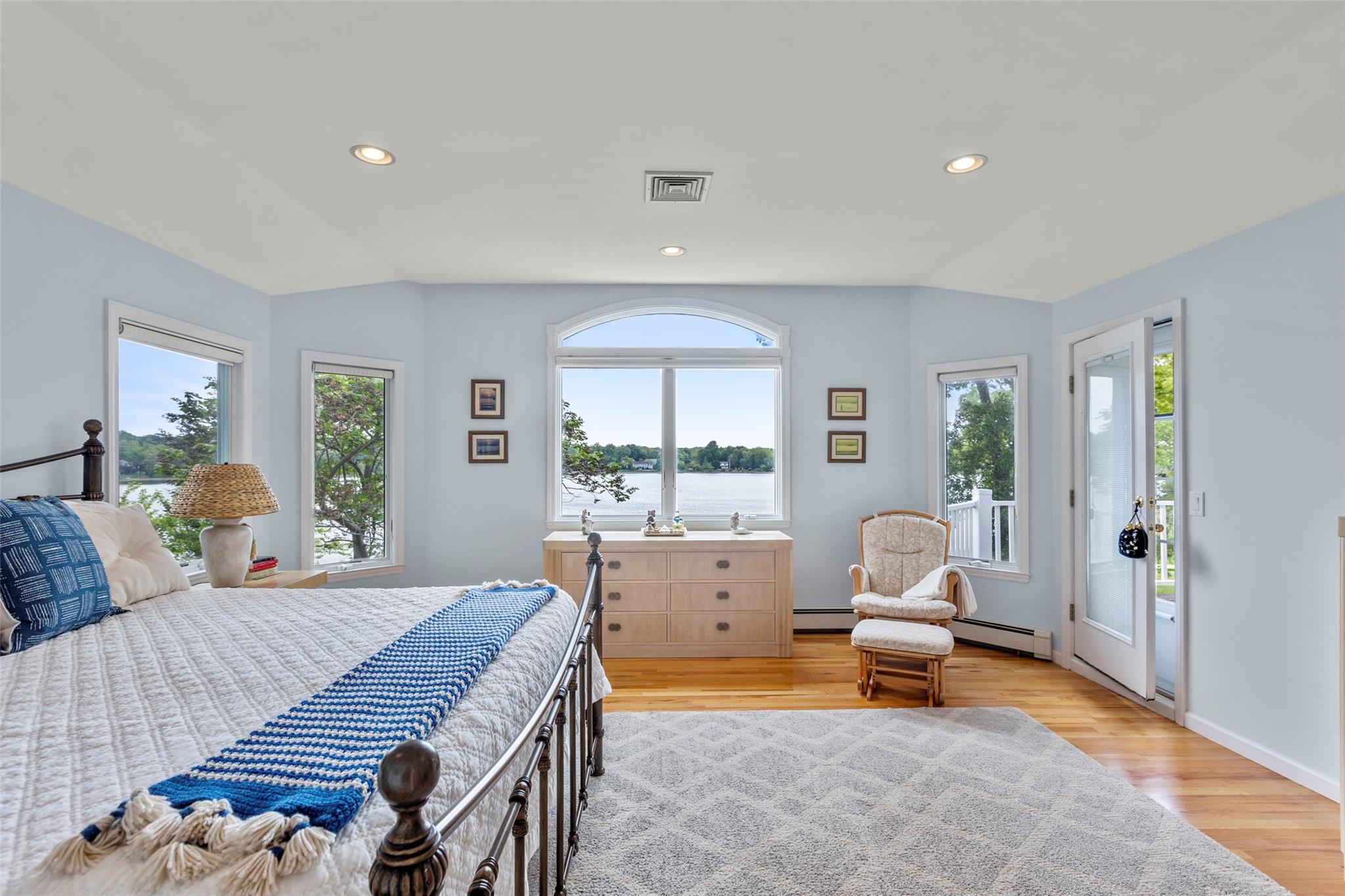 #20 photo, 17 Youngs Lane, サフォーク郡 Setauket , NY 11733