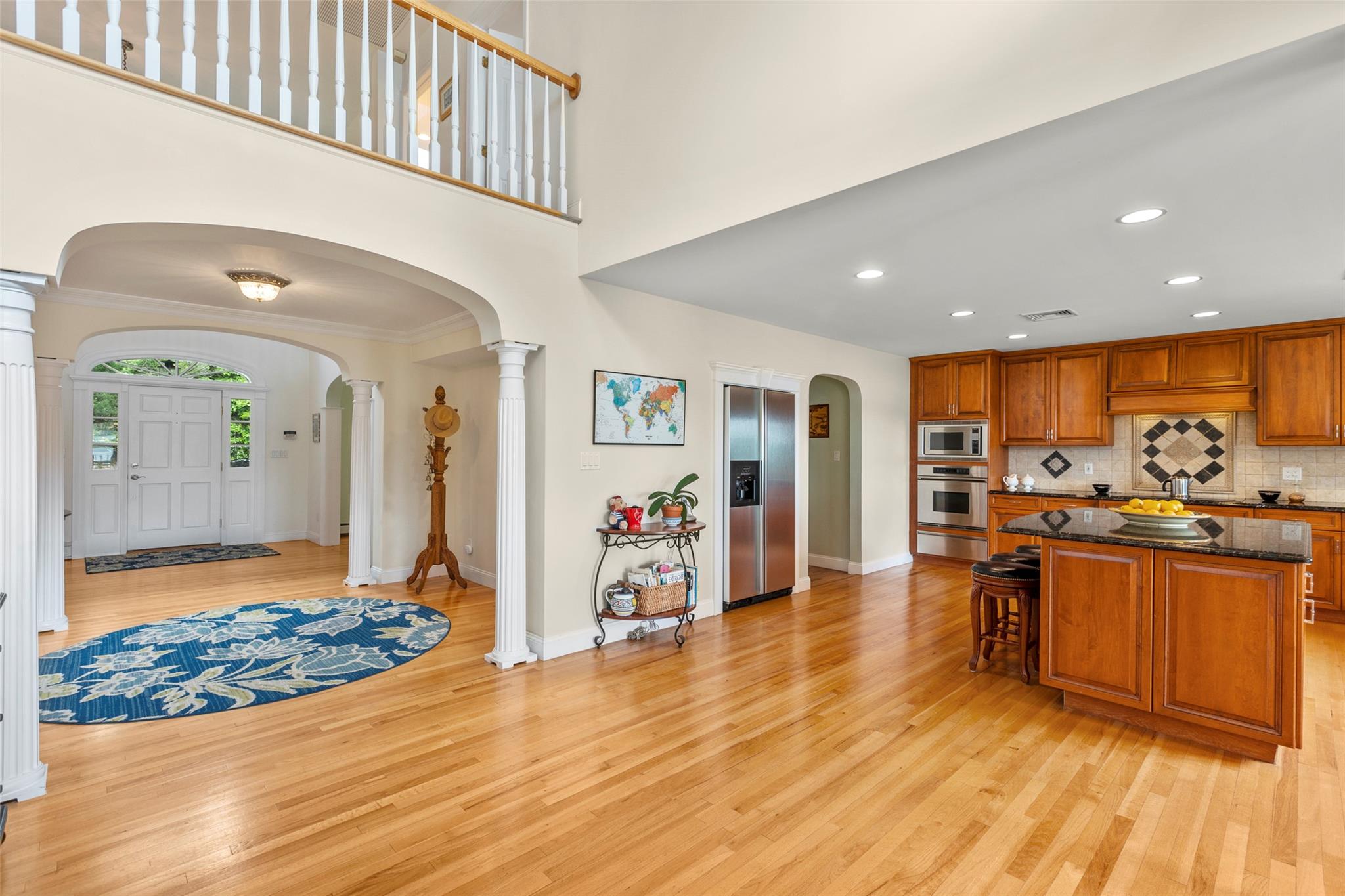 #8 photo, 17 Youngs Lane, サフォーク郡 Setauket , NY 11733