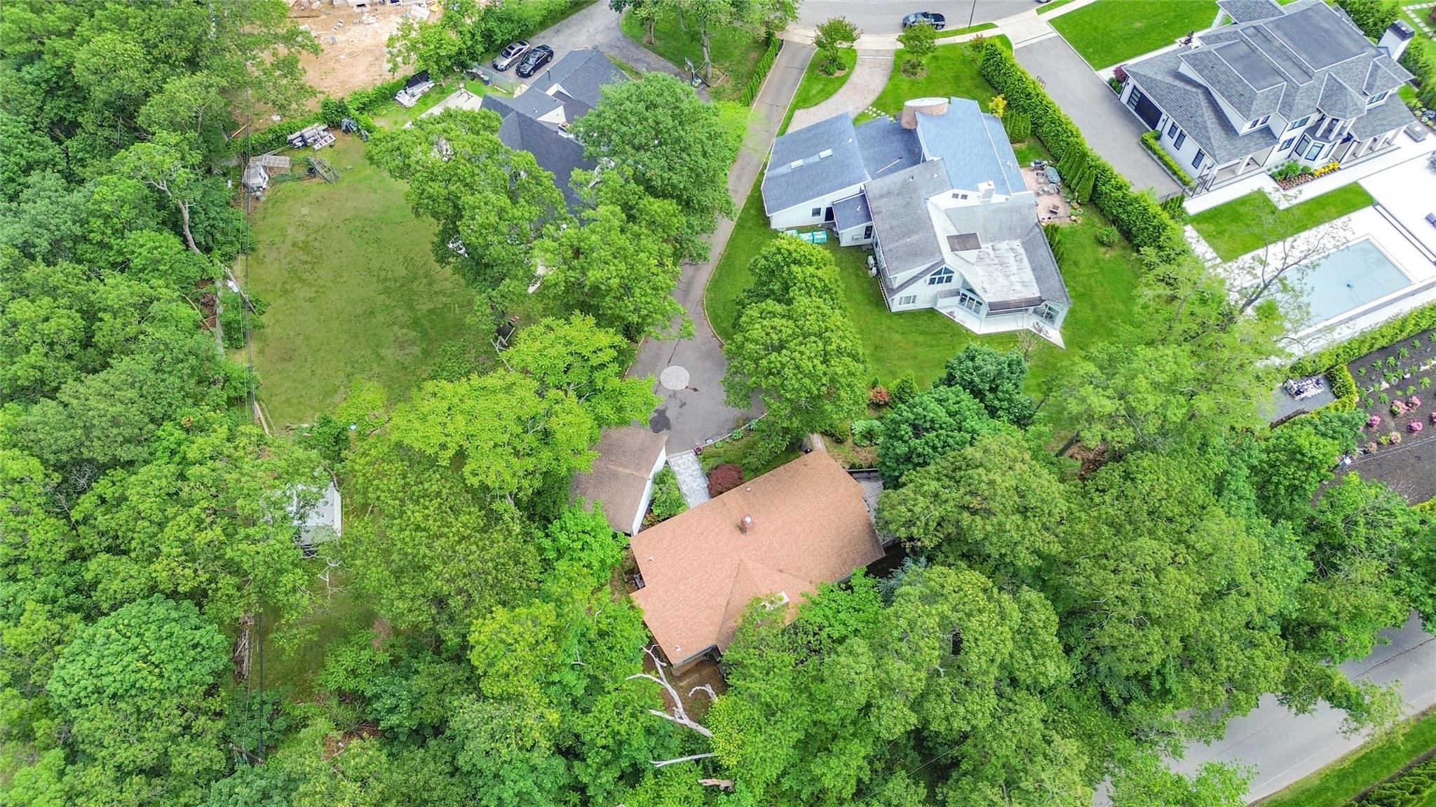 #19 photo, 27 Parkway Drive, ナッソー郡 Roslyn Heights , NY 11577