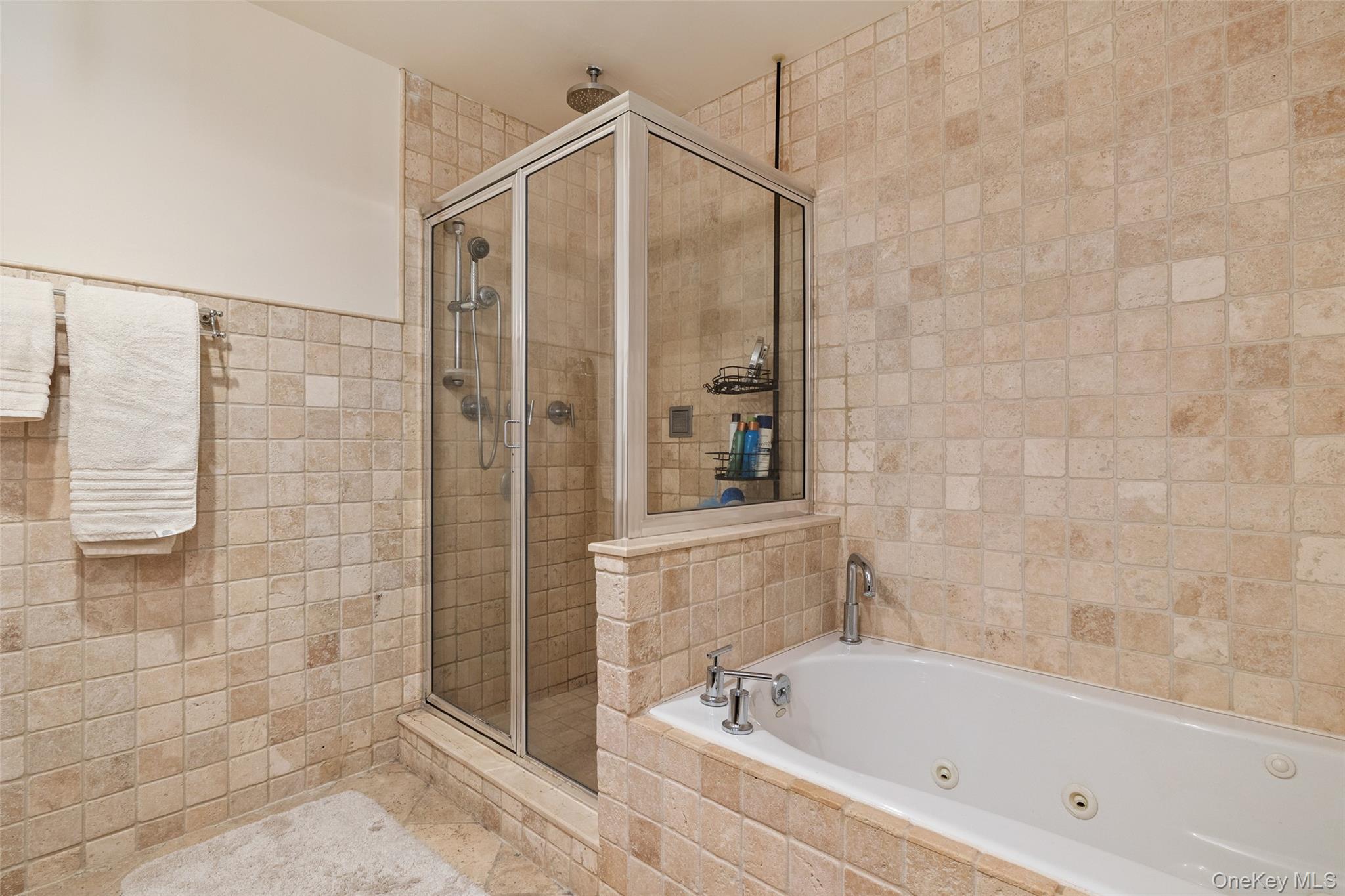 #18 photo, 260 W Broadway, ナッソー郡 Long Beach , NY 11561