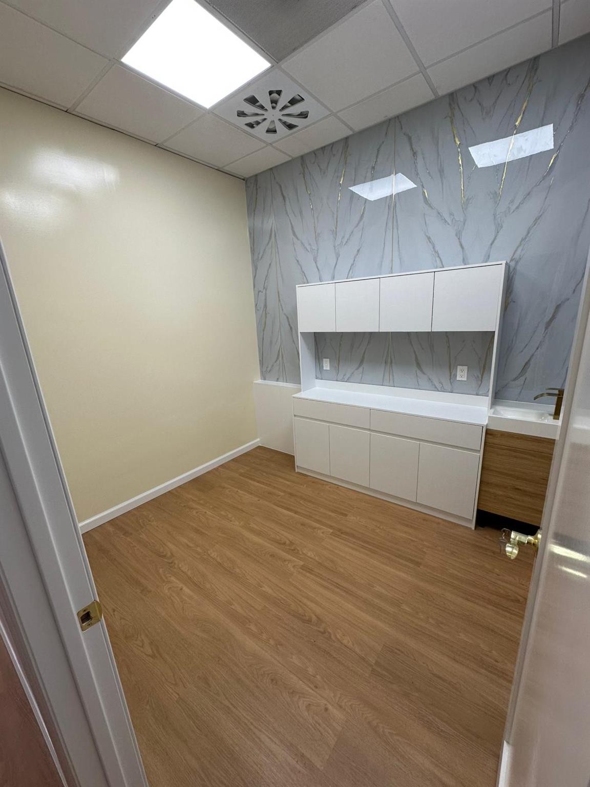 #4 photo, 1231 Broadway, ナッソー郡 Hewlett , NY 11557