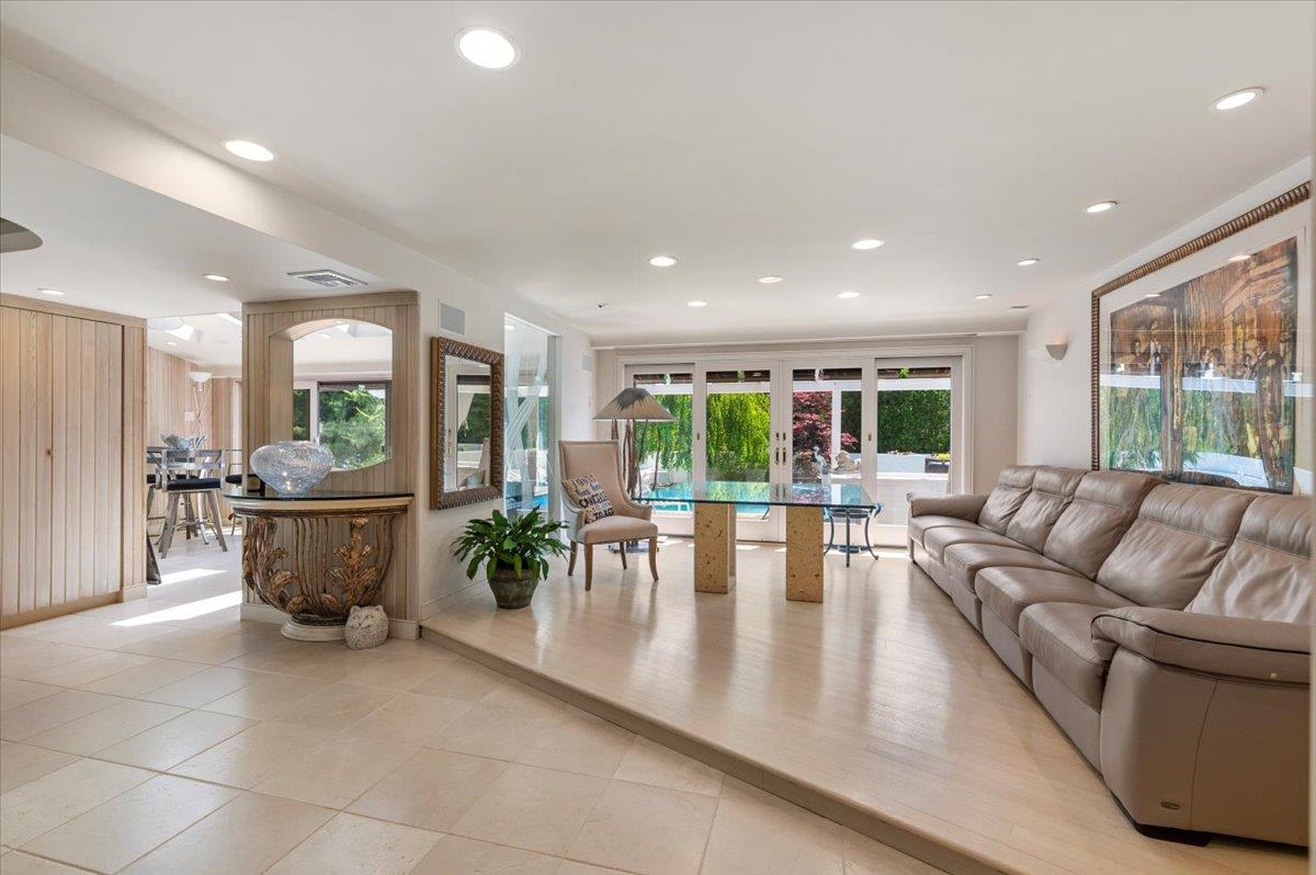 #10 photo, 23 Forest Road, サフォーク郡 Kings Park , NY 11754