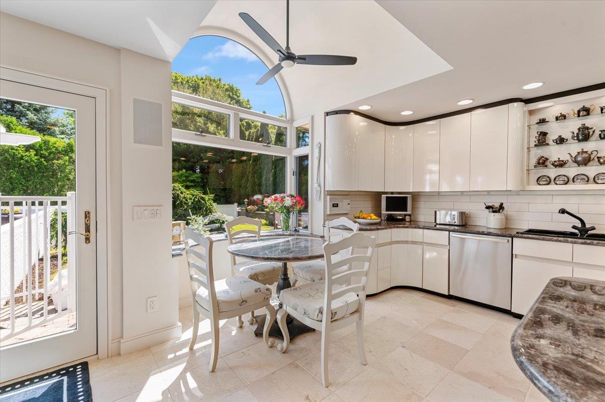 #17 photo, 23 Forest Road, サフォーク郡 Kings Park , NY 11754