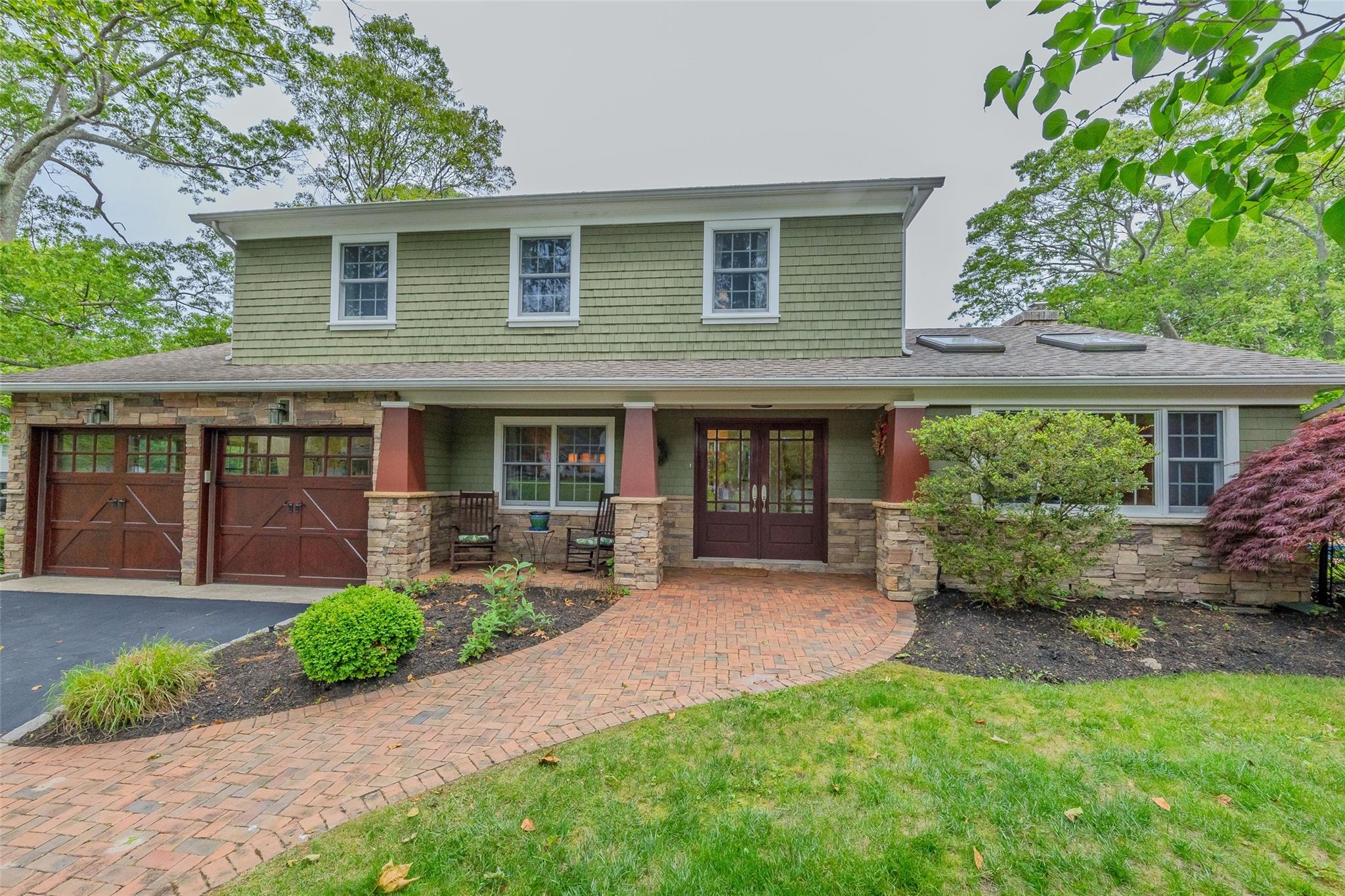 #1 photo, 2 Quiet Court, Miller Place , NY 11764