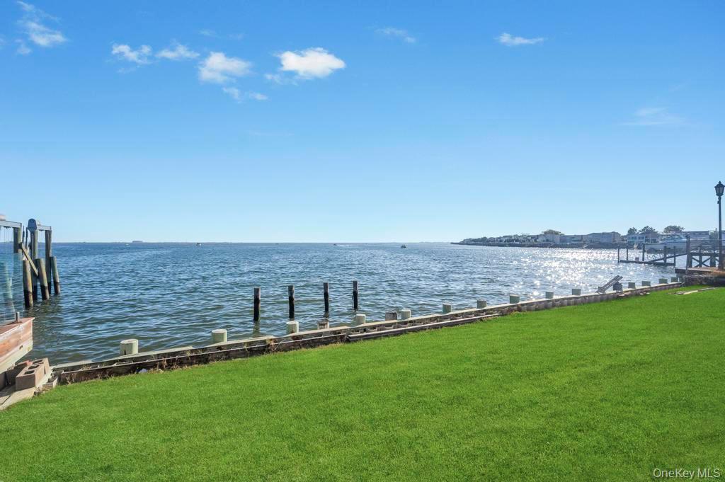 #18 photo, 3142 Shore Road, ナッソー郡 Bellmore , NY 11710