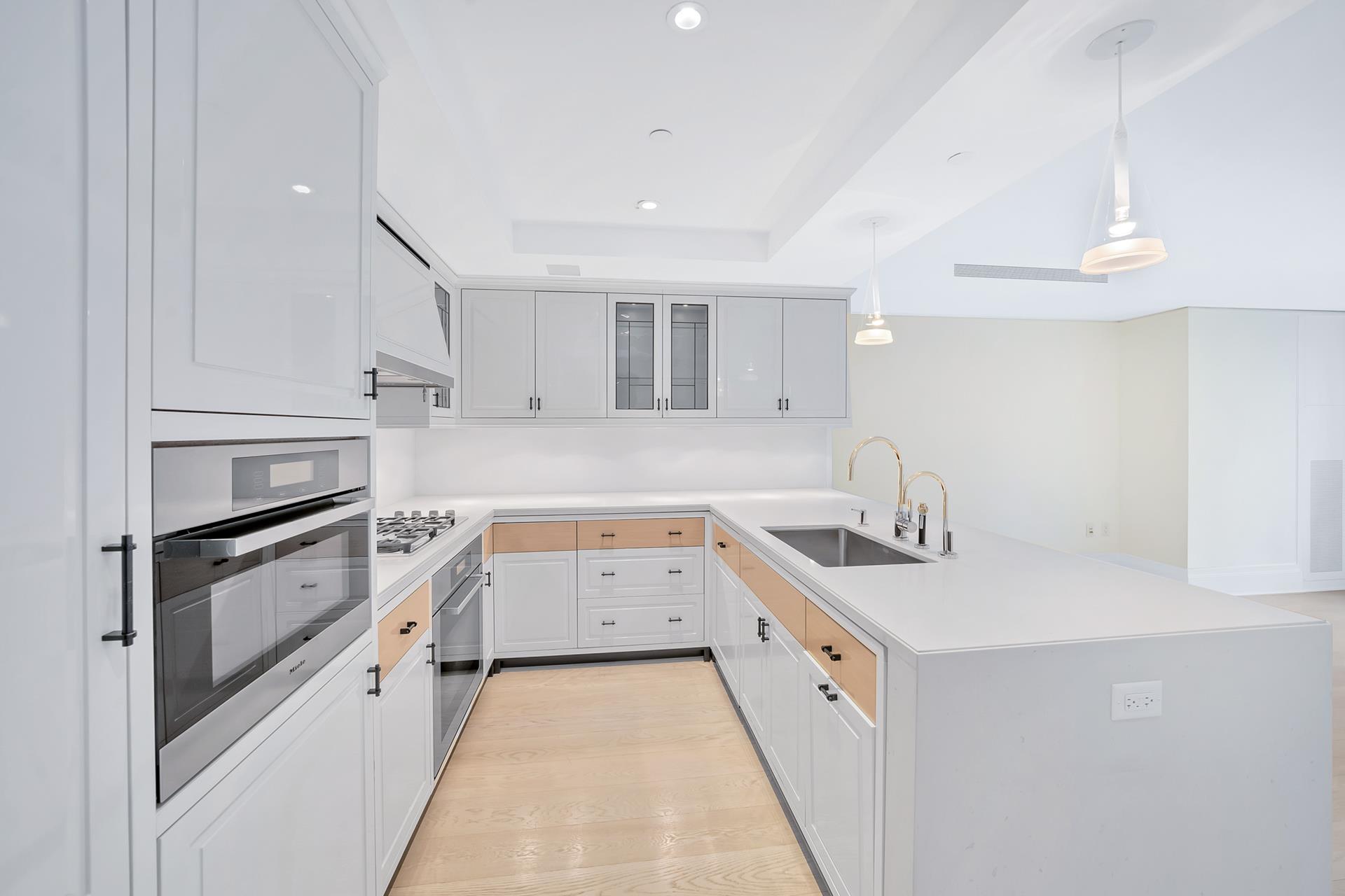 #4 photo, 21 E 61ST Street, マンハッタン Lenox Hill , NY 10065