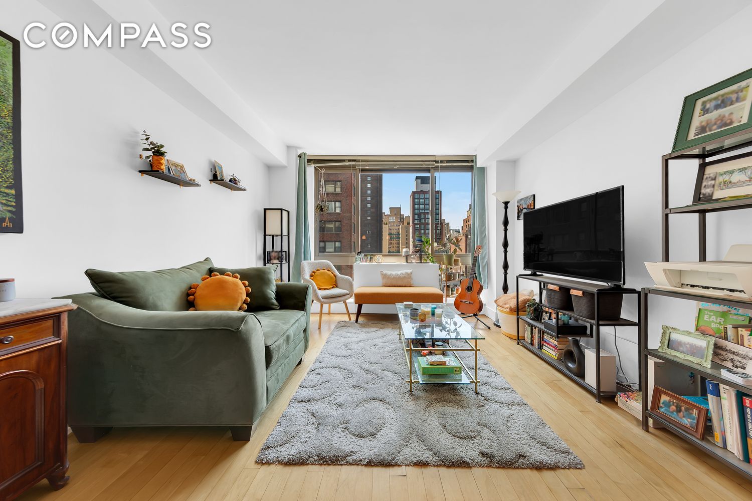 #1 photo, 242 E 25th Street, Kips Bay , NY 10010