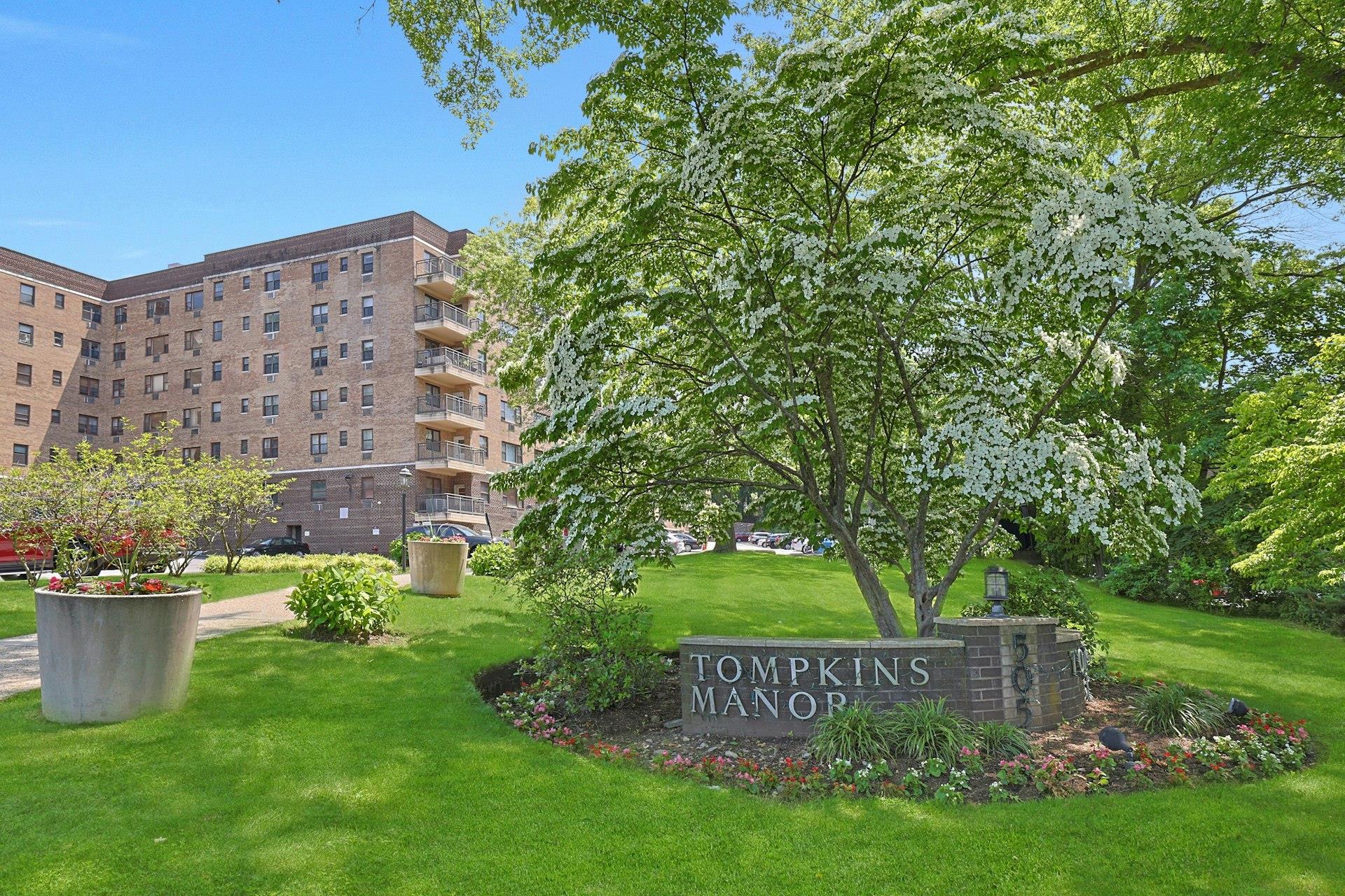 #3 photo, 505 Central Avenue, White Plains , NY 10606