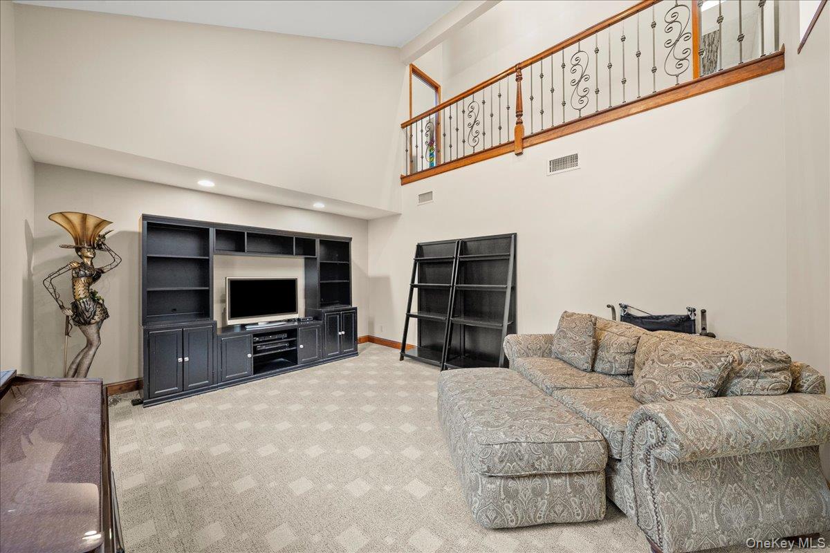 #14 photo, 7 Kent Court, サフォーク郡 Bayport , NY 11705