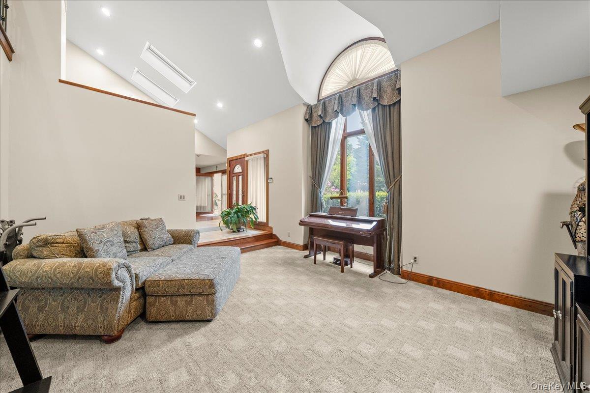 #15 photo, 7 Kent Court, サフォーク郡 Bayport , NY 11705