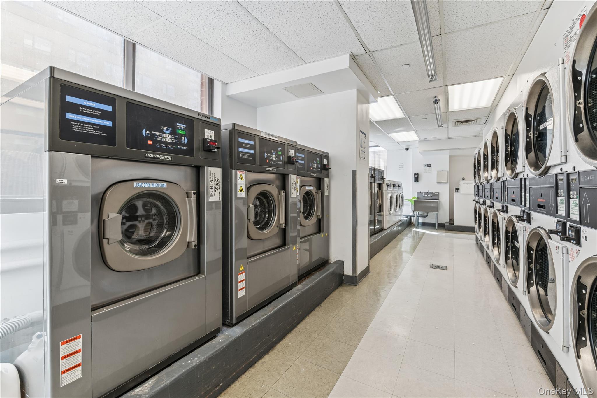 #20 photo, 4-74 48th Avenue, クイーンズ区 Long Island City , NY 11109