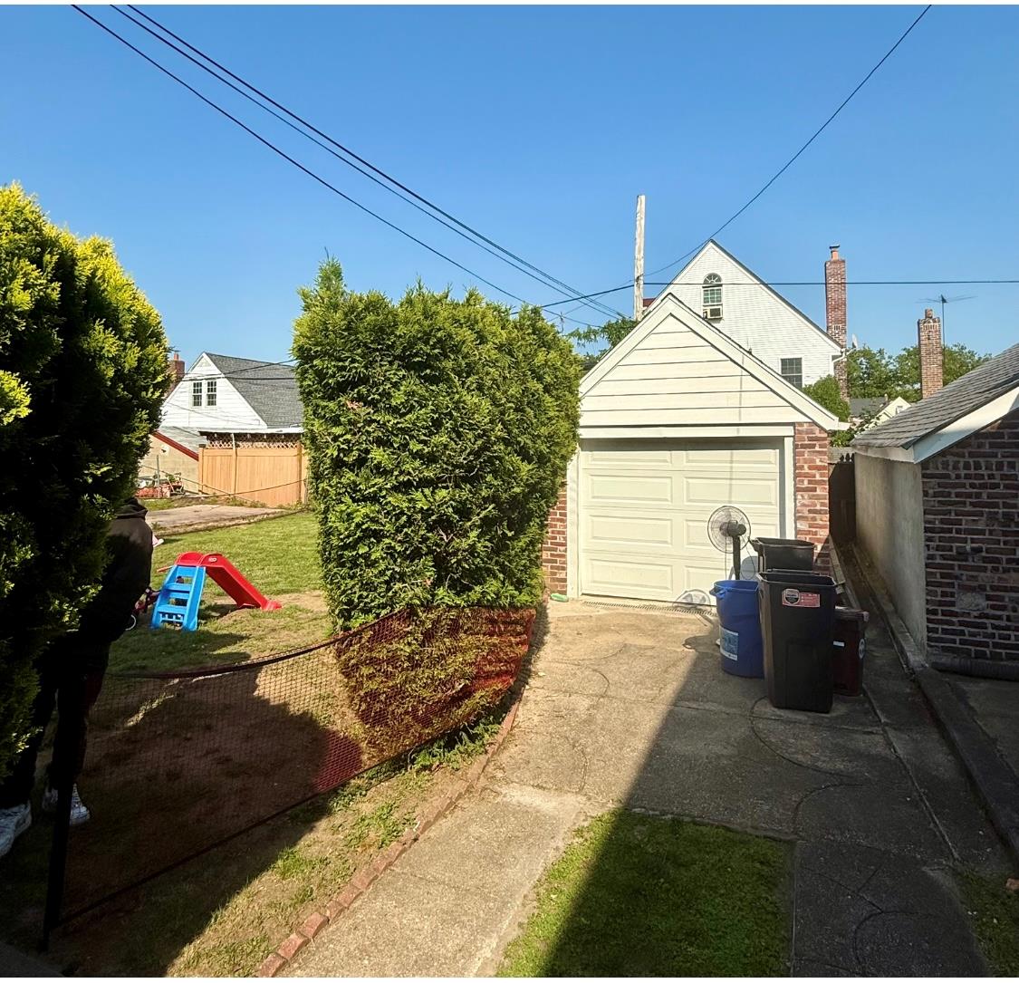 #3 photo, 11747 222nd Street, Cambria Heights , NY 11411