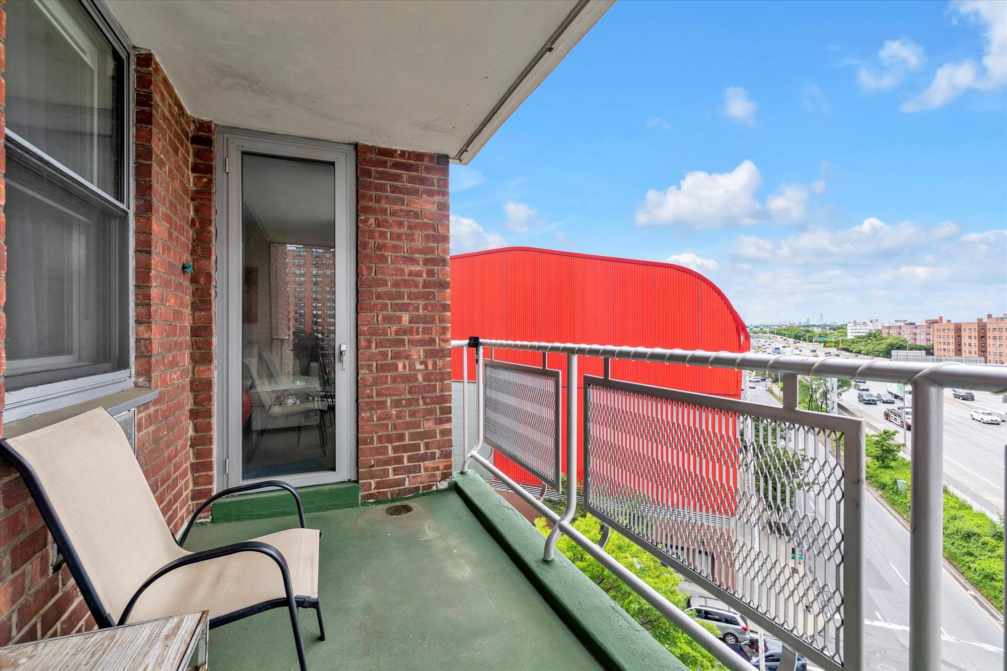 #15 photo, 61-15 97th Street, クイーンズ区 Rego Park , NY 11374