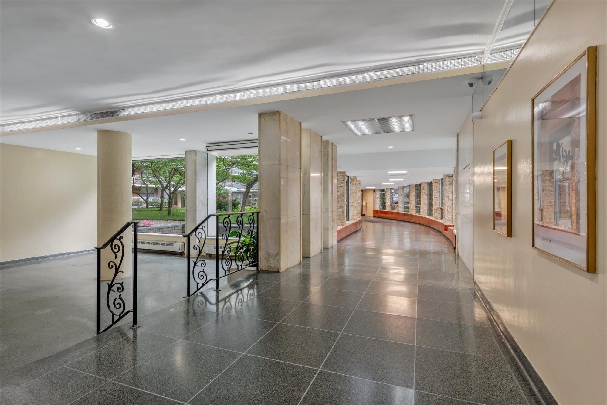 #17 photo, 61-15 97th Street, クイーンズ区 Rego Park , NY 11374