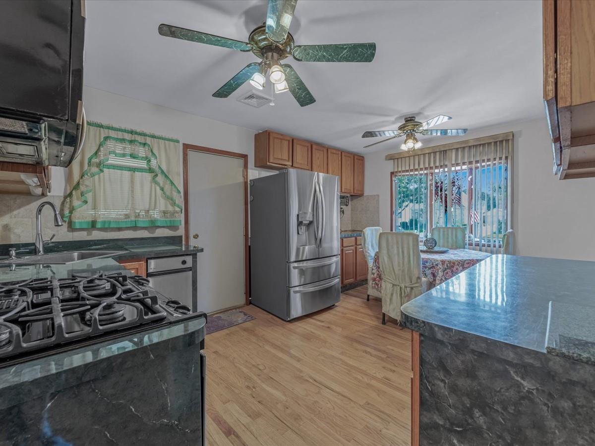 #7 photo, 82-44 263 Street, Glen Oaks , NY 11004