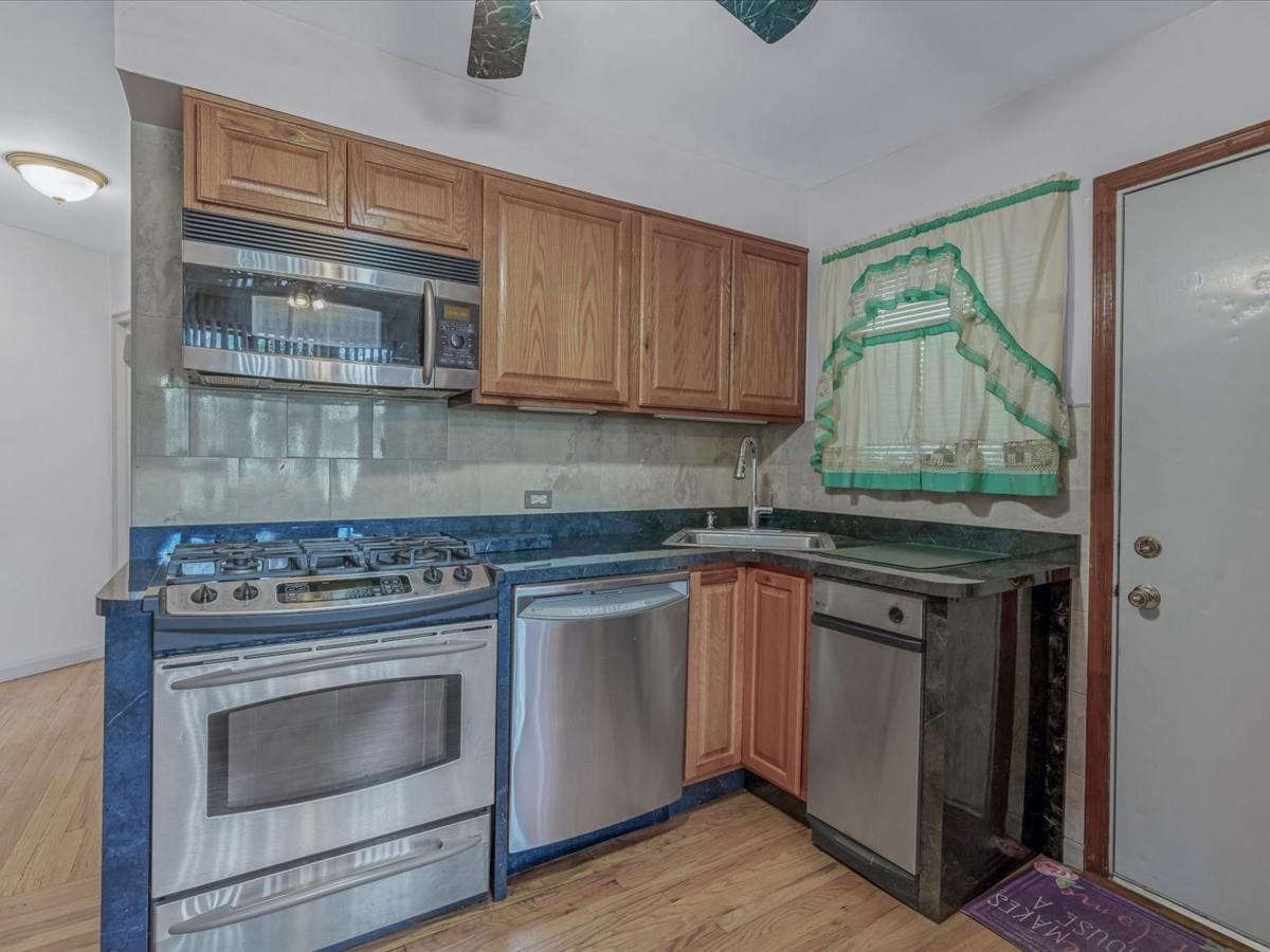 #9 photo, 82-44 263 Street, Glen Oaks , NY 11004