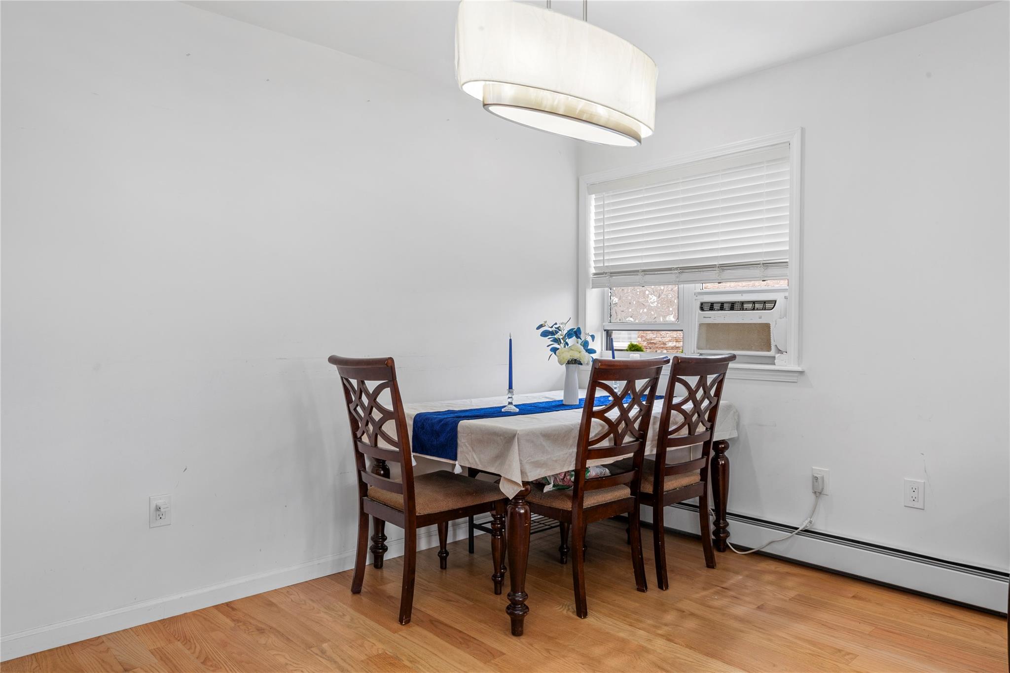 #6 photo, 628 151st Street, クイーンズ区 Whitestone , NY 11357