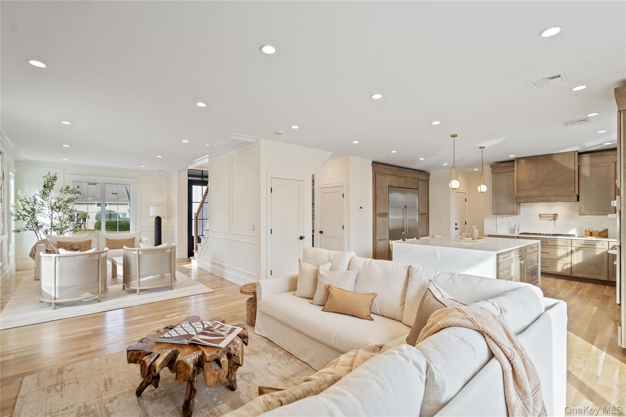 #20 photo, 45 Mist Lane, Westbury , NY 11590