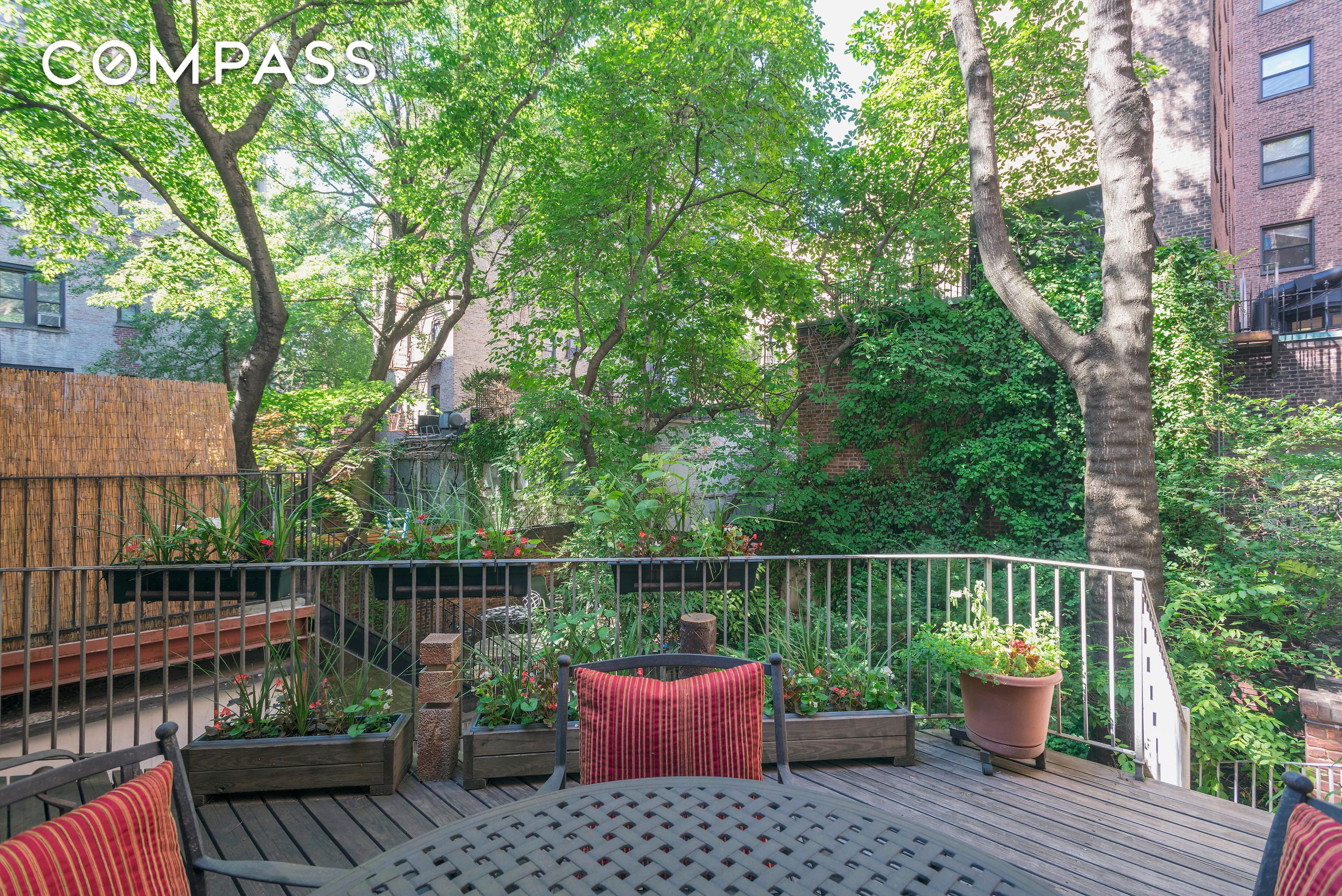 #6 photo, 127 W 12th Street, マンハッタン West Village , NY 10011