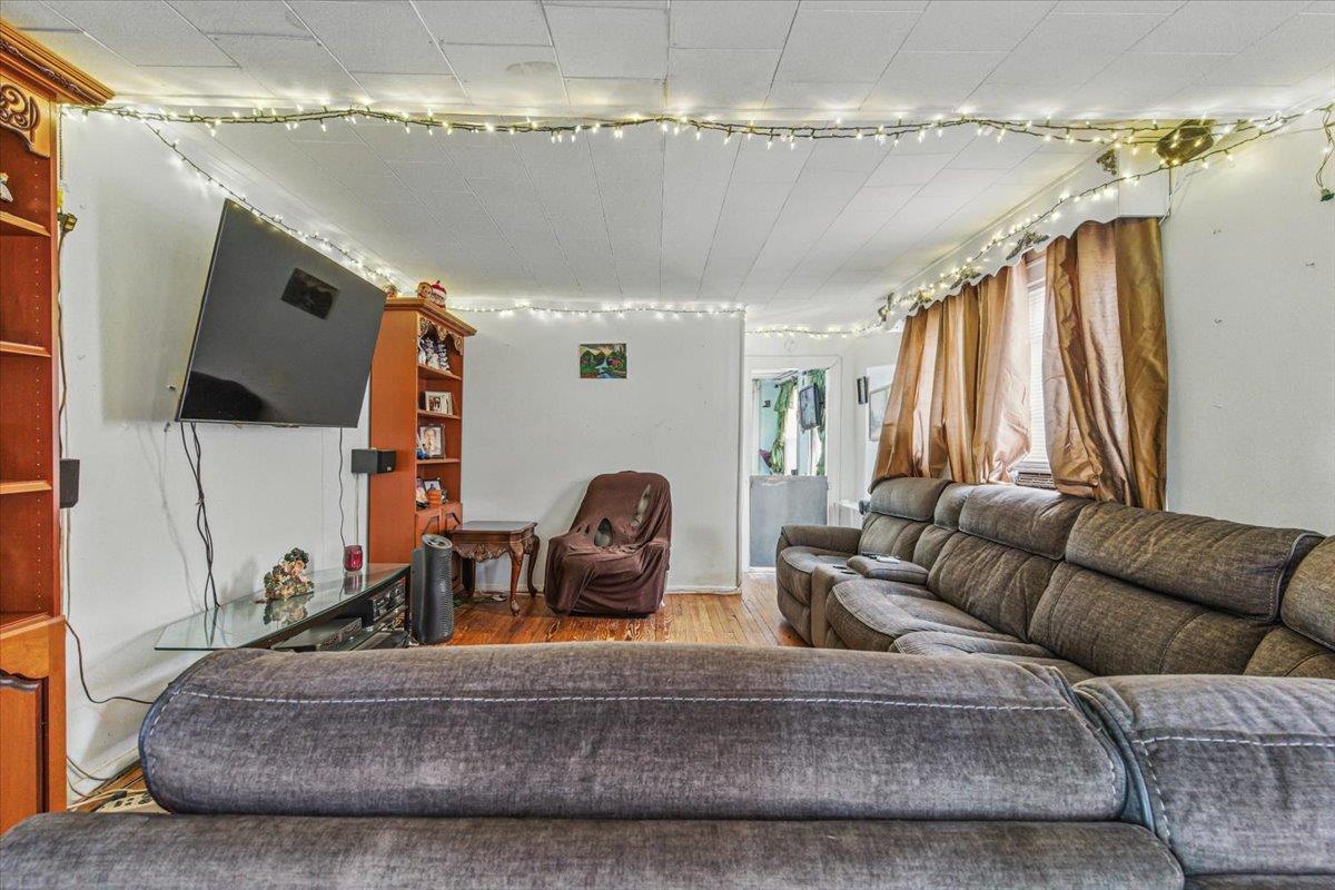 #4 photo, 111-38 114th Street, 皇后區 奧松公園 South Ozone Park , NY 11420