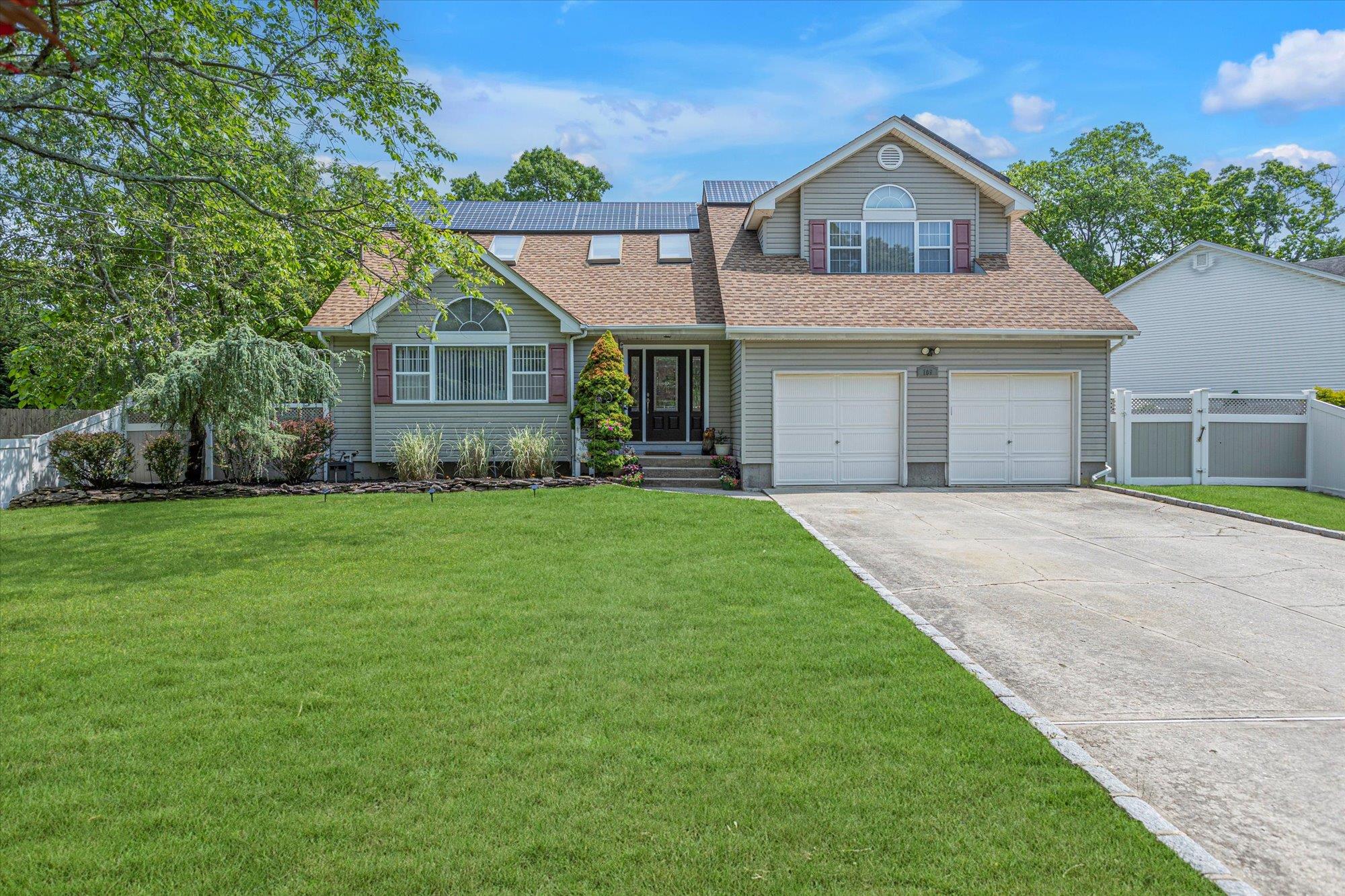 #1 photo, 169 Woodland Drive, East Islip , NY 11730